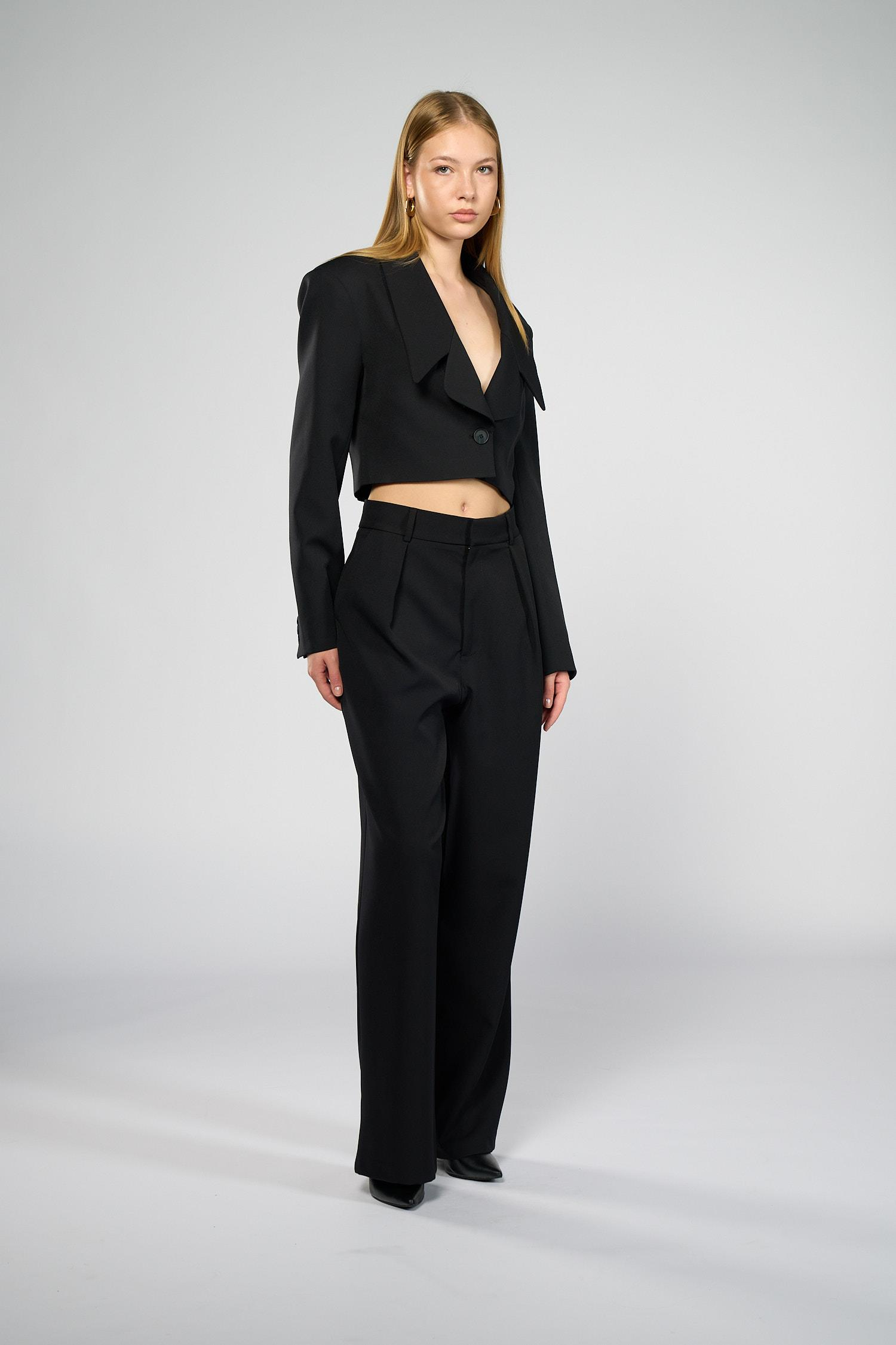 Kadın Siyah Geniş Yaka Crop Blazer