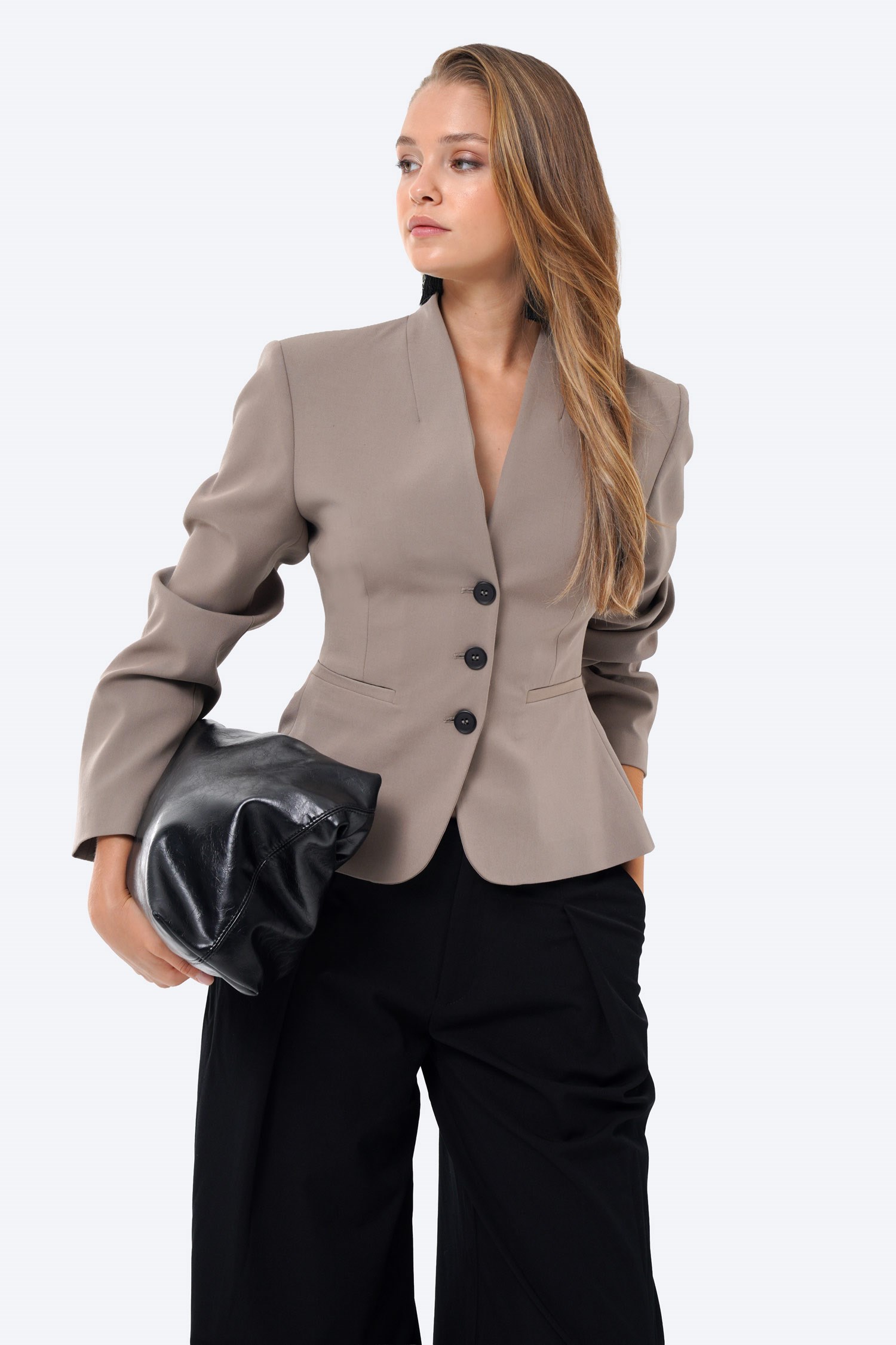 Kadın Vizon Yakasız Vücuda Oturan Blazer