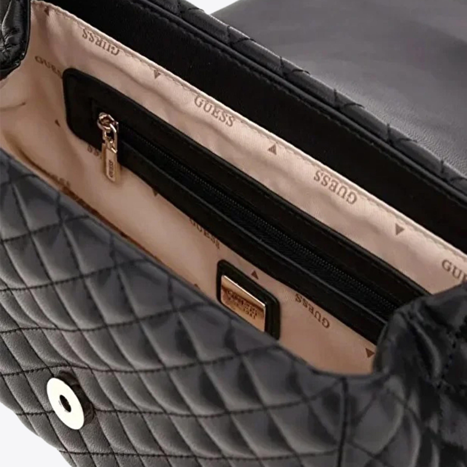 Guess Ever Flap Clutch