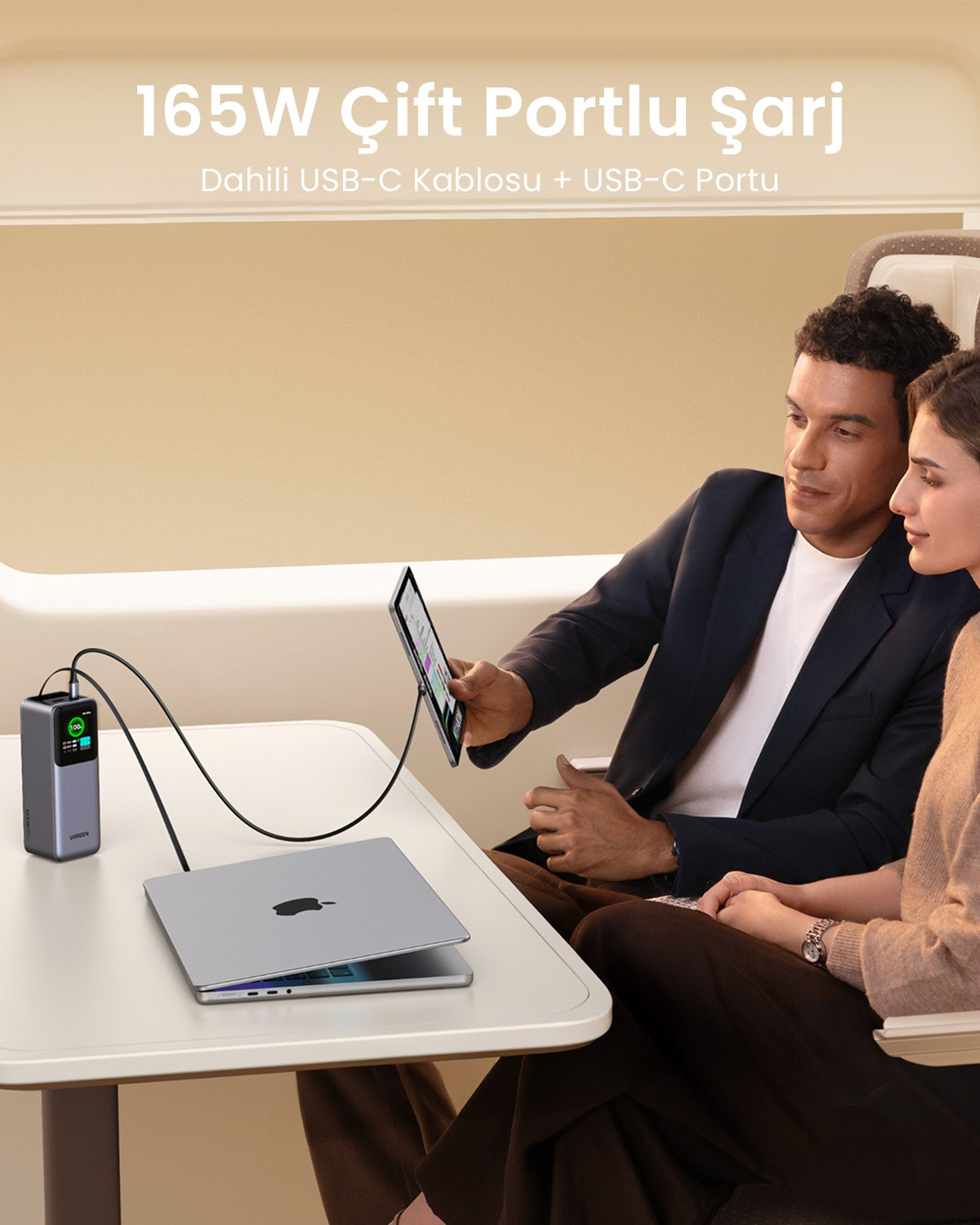 UGREEN Nexode Pro 20.000 mAh 165W USB-C Makaralı Dahili Kablolu Şarj Powerbank