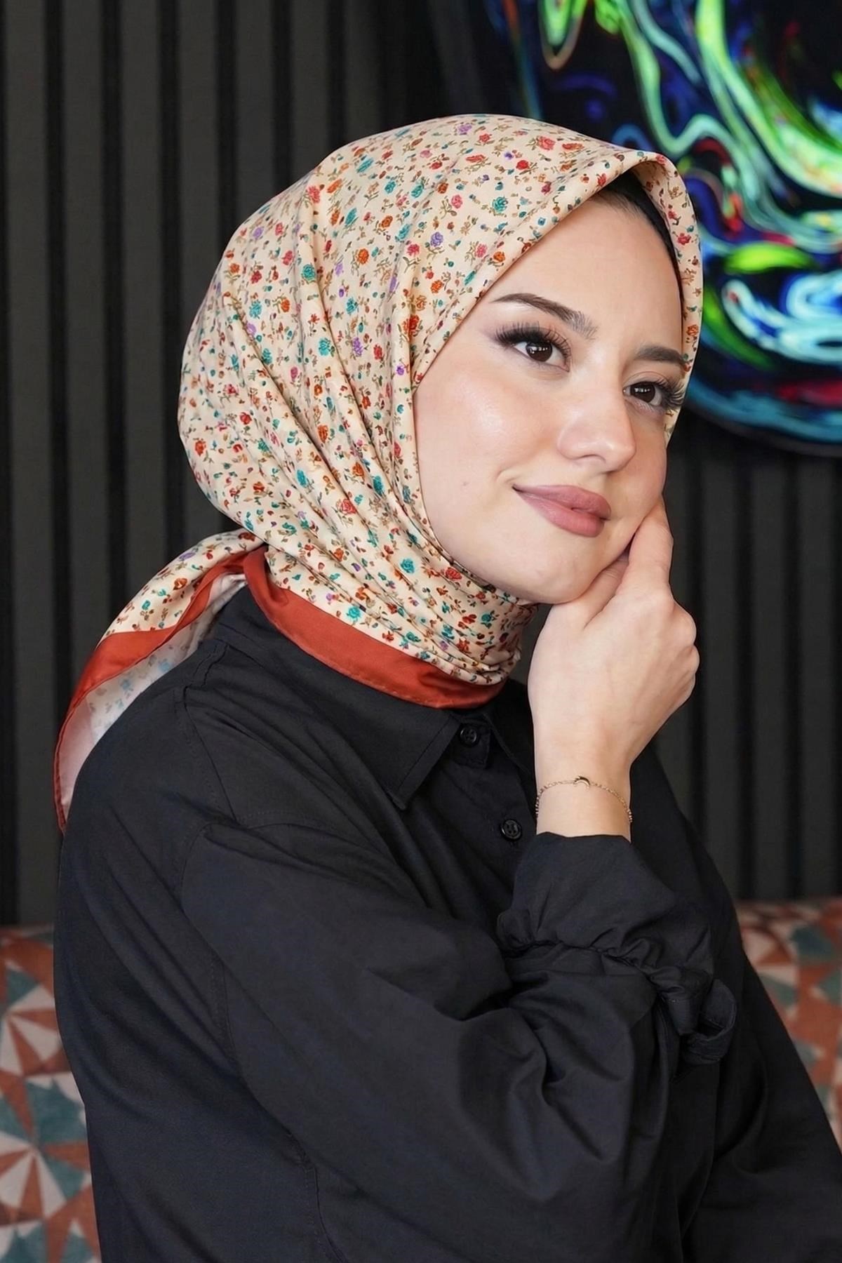 Mini Çiçek Desen Mercan Soft Pamuk Eşarp