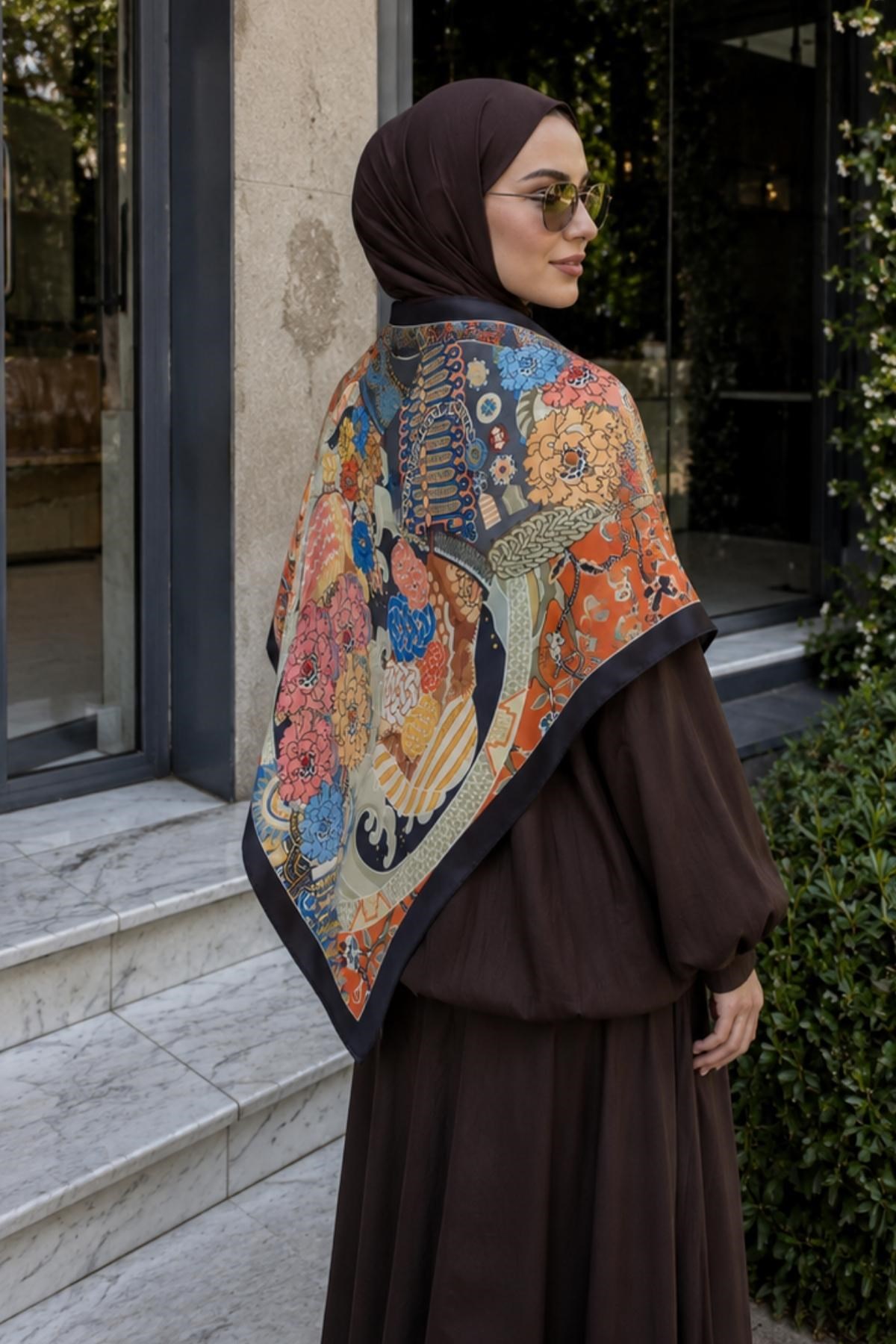 Vintage Çiçek Desen Turuncu-Lacivert Soft Fular Eşarp 90x90 cm