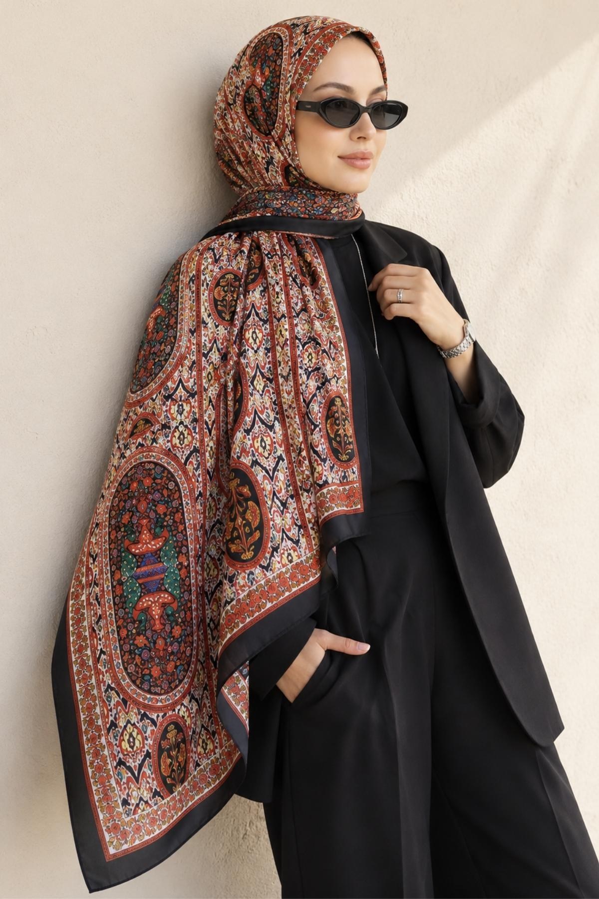Otantik Saray Desen Siyah Soft Pamuk Şal