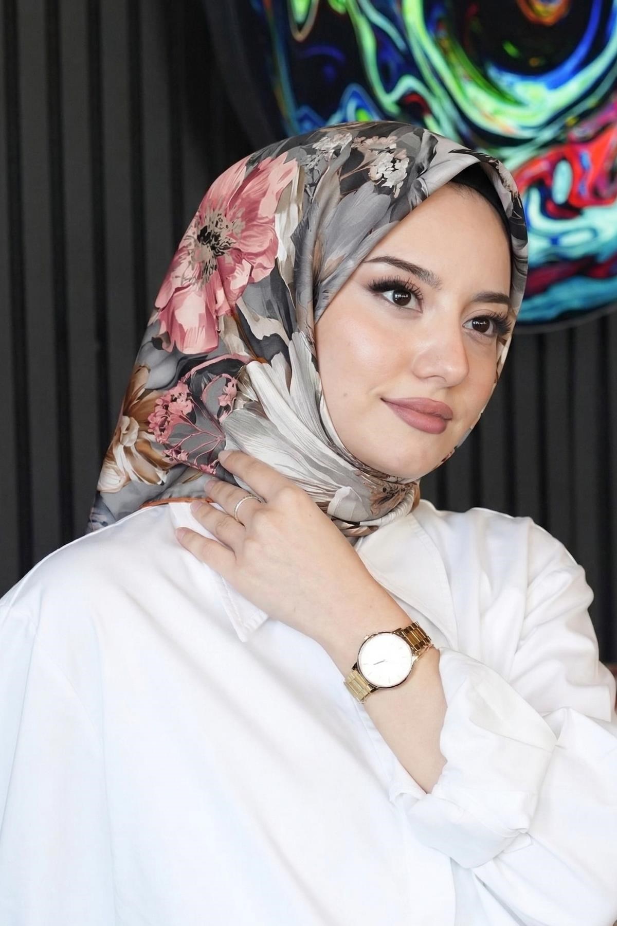 Papatya Desen Gri Soft Pamuk Eşarp