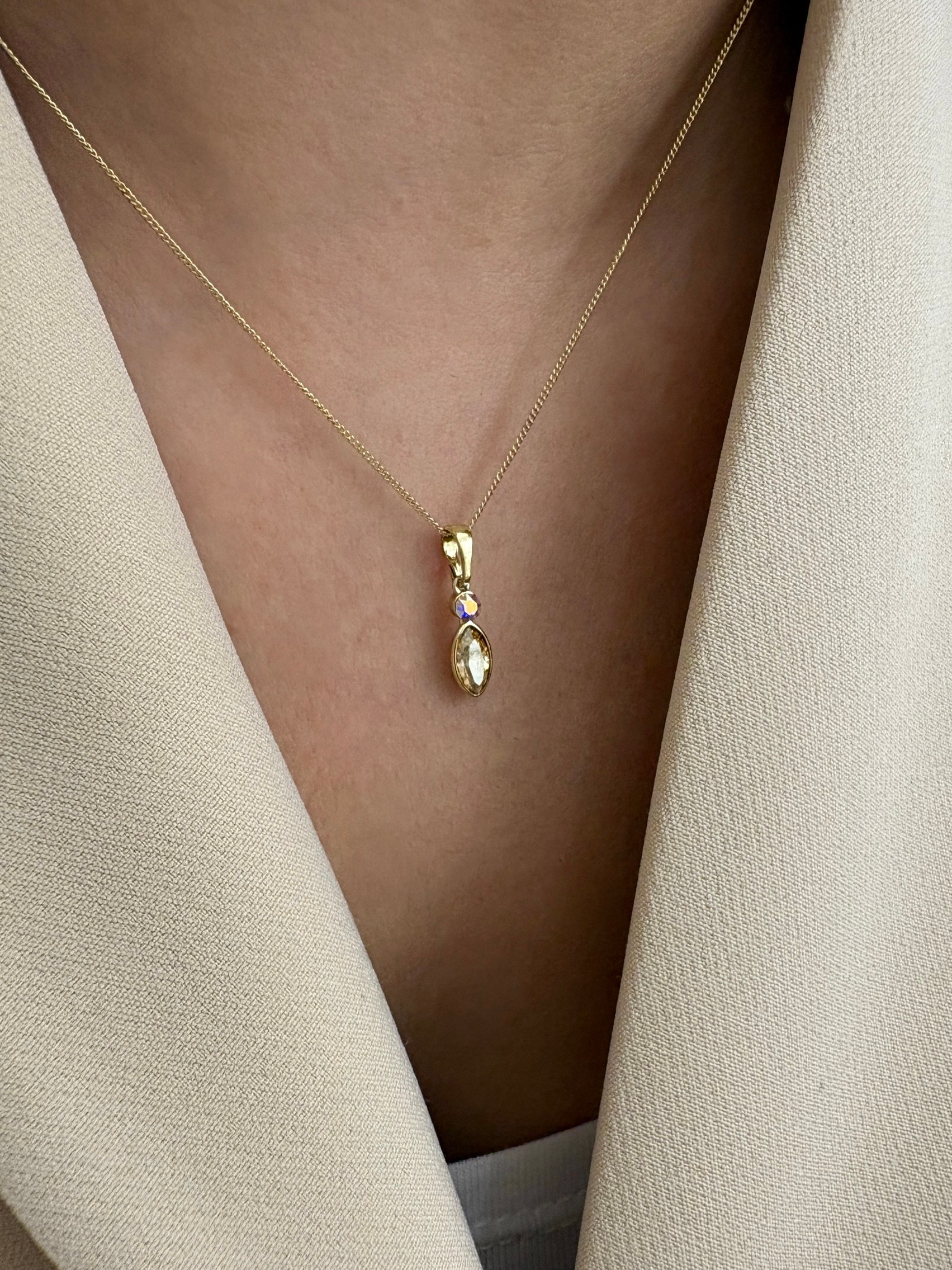 Özel Seri Minimal Oval Taşlı Bal Rengi Swarovski Kolye