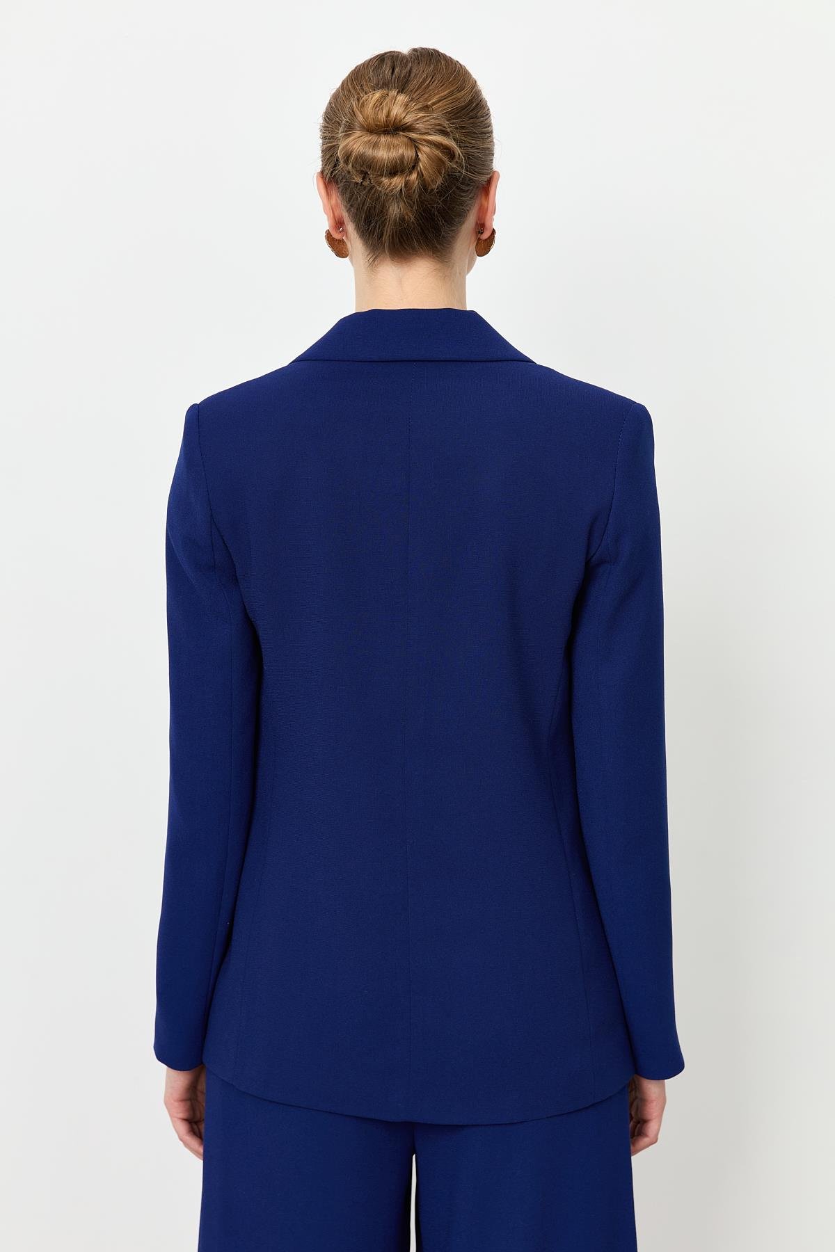 Asimetrik Kesim Krep Ceket-LACI