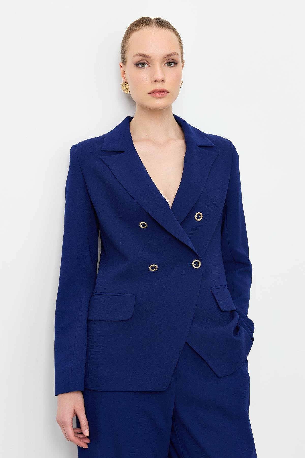 Asimetrik Kesim Krep Ceket-LACI