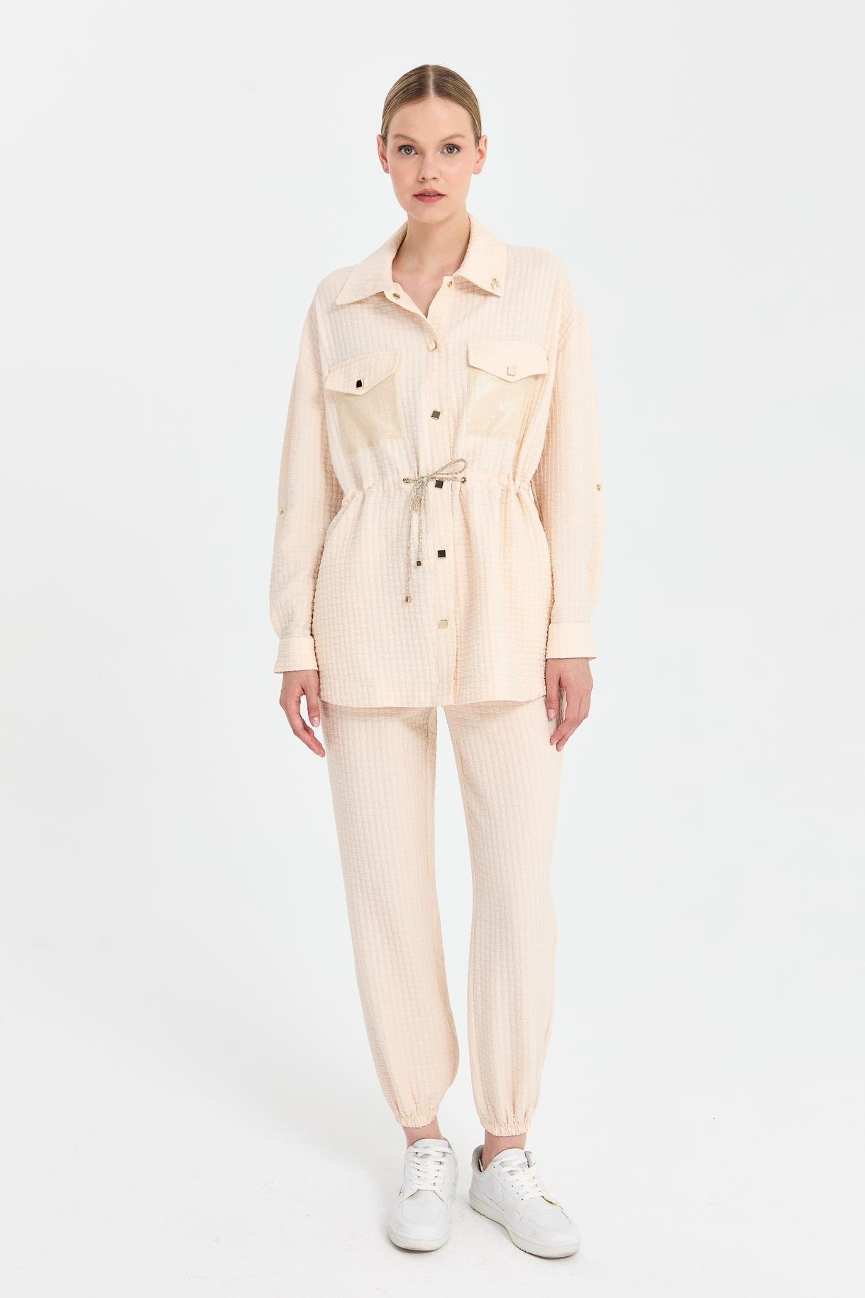 Beli Ayarlanabilir Gold İp ve Cep Detaylı Ceket - BEJ