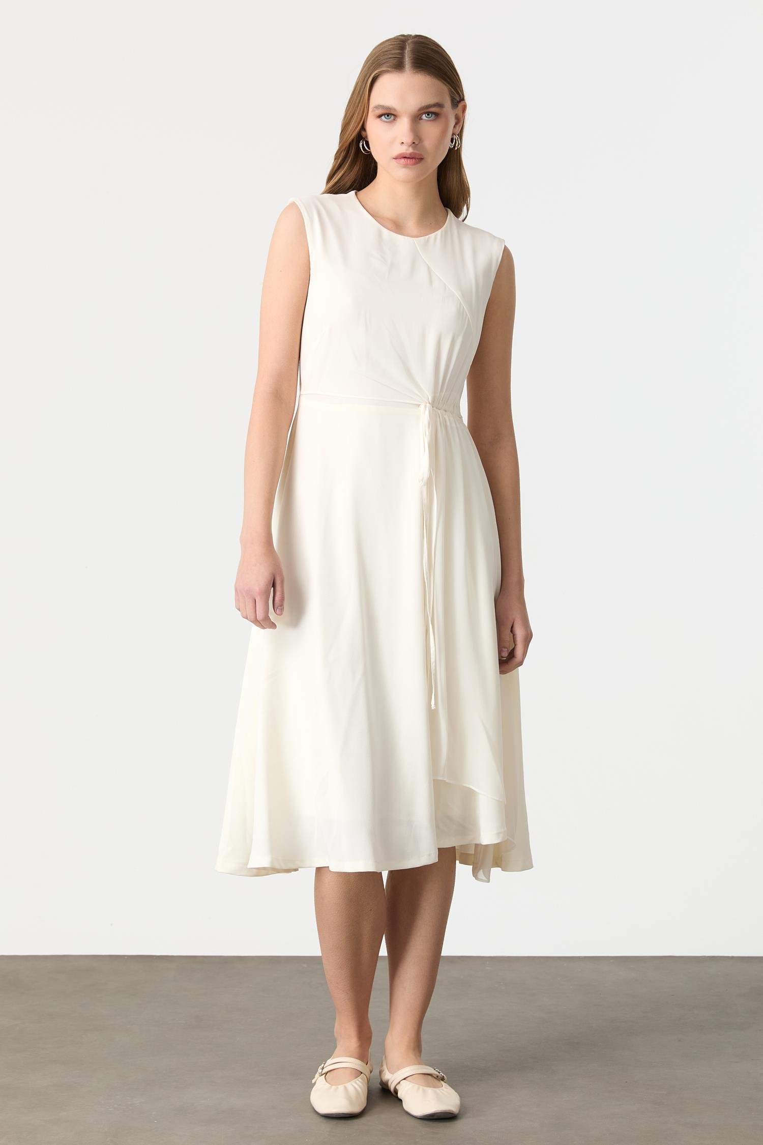 Beli Drapeli Tül Detay Krep Elbise-KEMIK