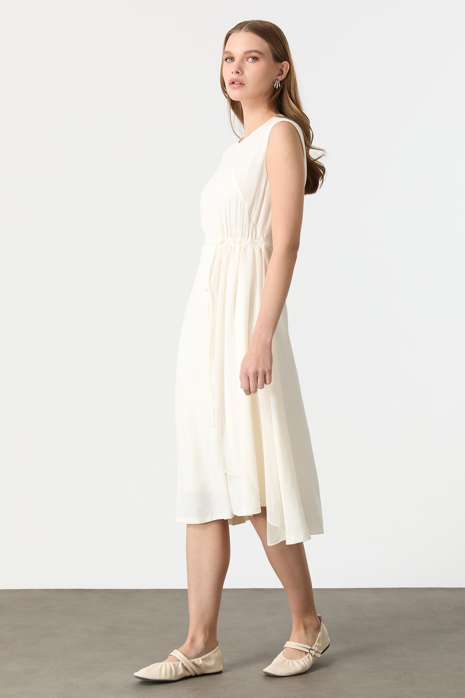 Beli Drapeli Tül Detay Krep Elbise-KEMIK