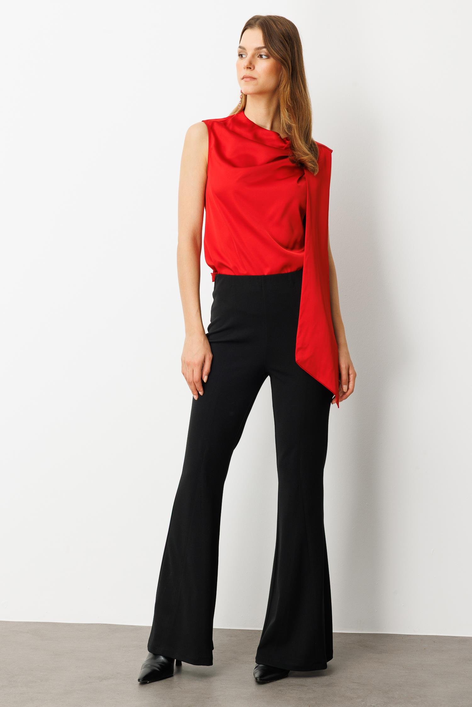 Beli Lastikli İspanyol Paça Pantolon-SİYAH