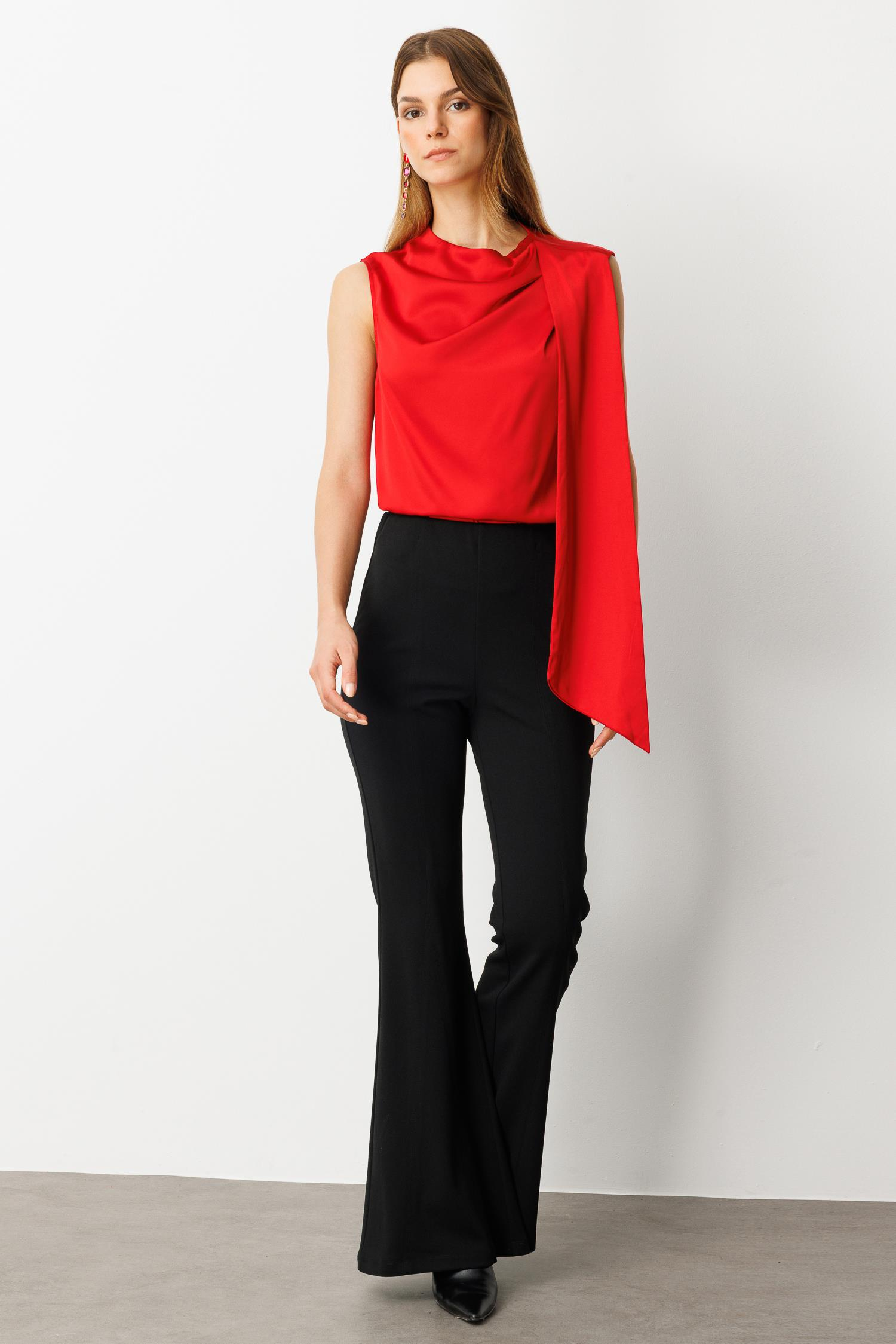 Beli Lastikli İspanyol Paça Pantolon-SİYAH