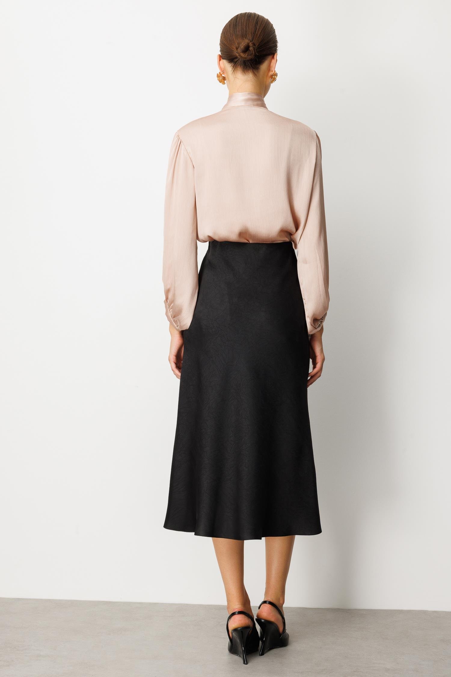 Beli Lastikli Saten Görünüm Etek-SİYAH