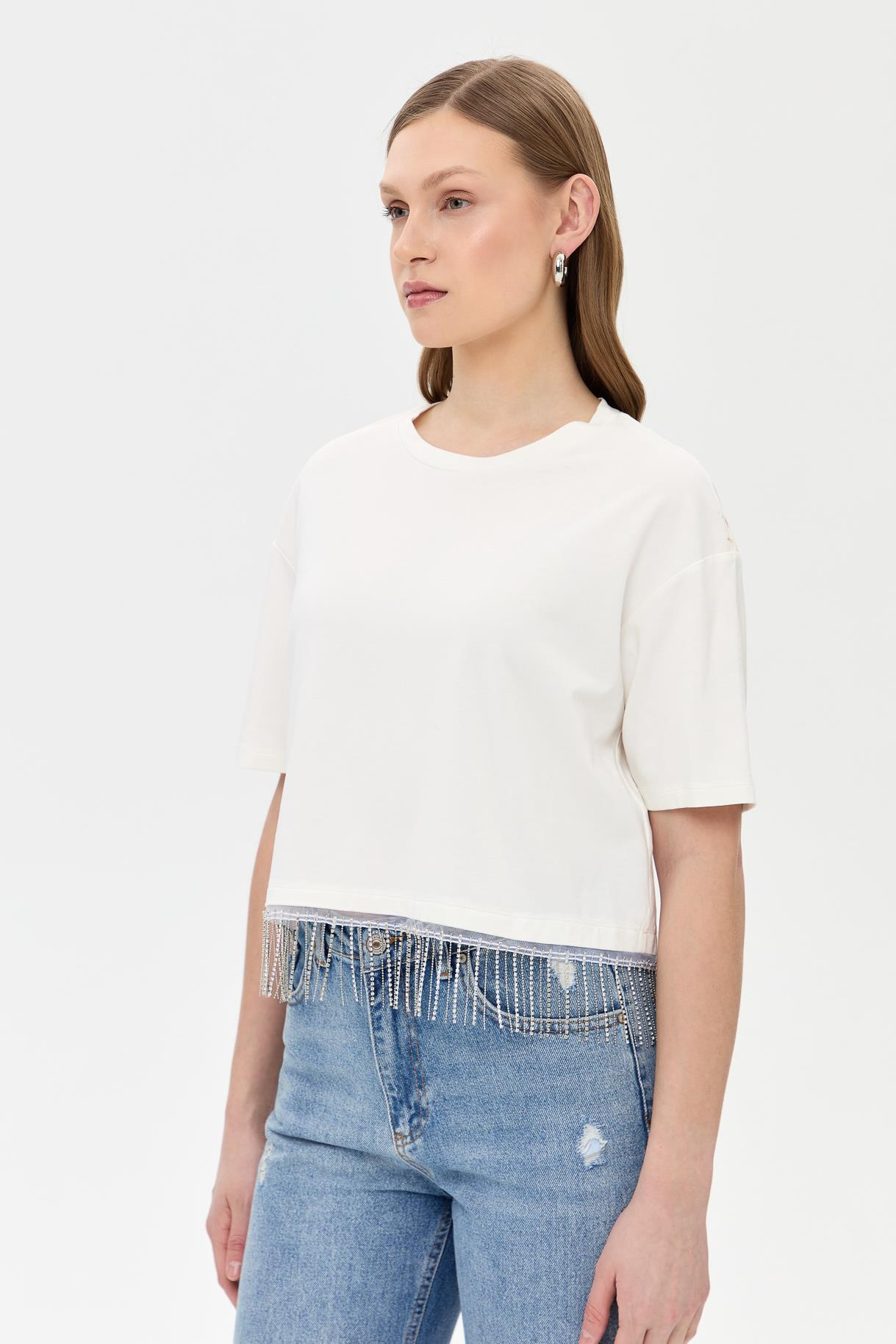 Beli Zincir Detaylı Kısa Kollu Tişört - KEMIK