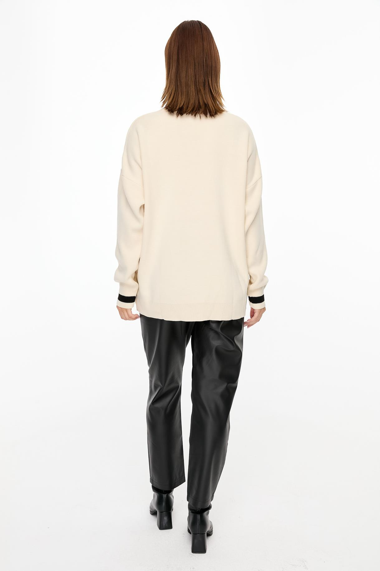 Biyeli Taşlı Düğmeli Triko Hırka - EKRU