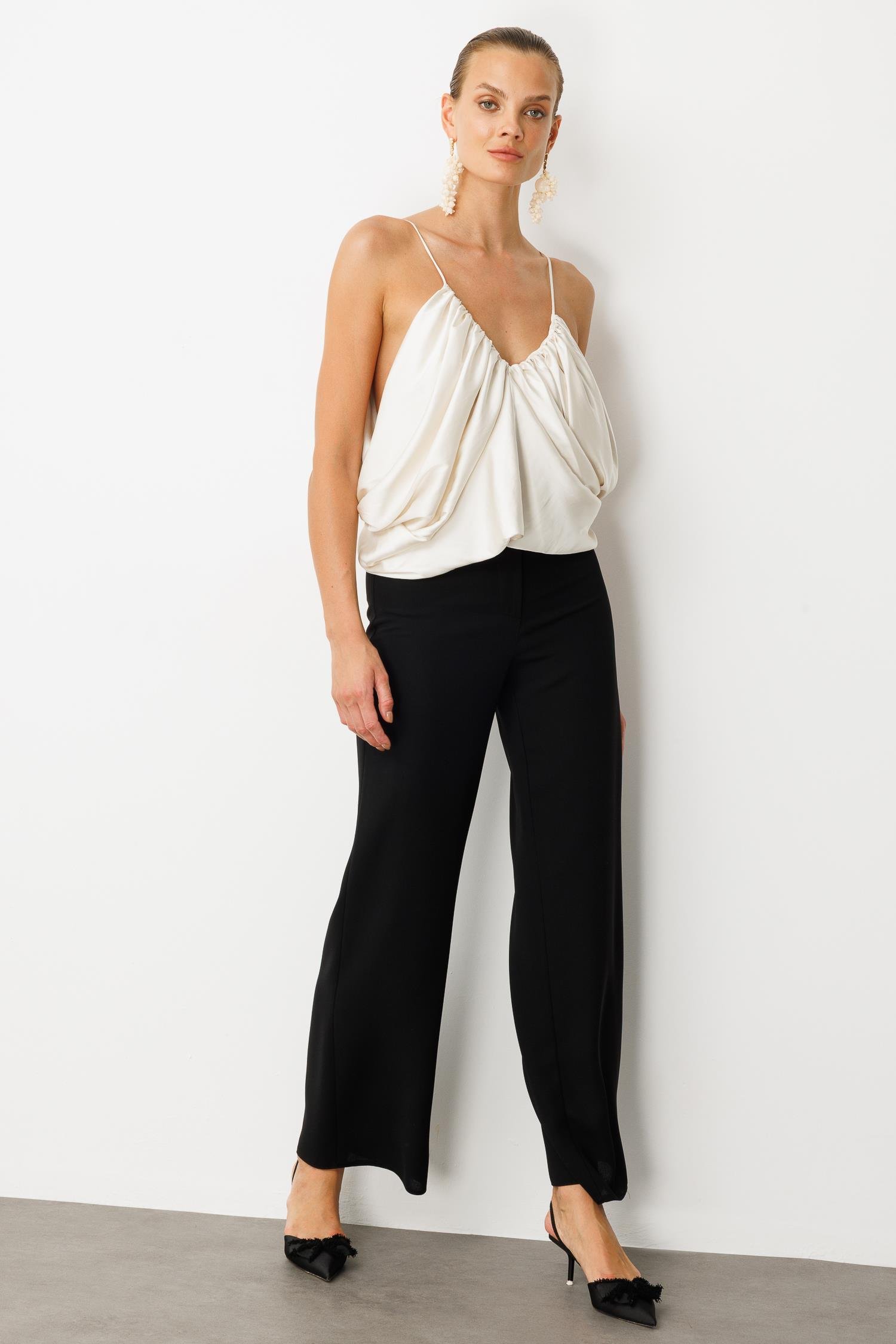 Bol Paça Krep Pantolon-SİYAH