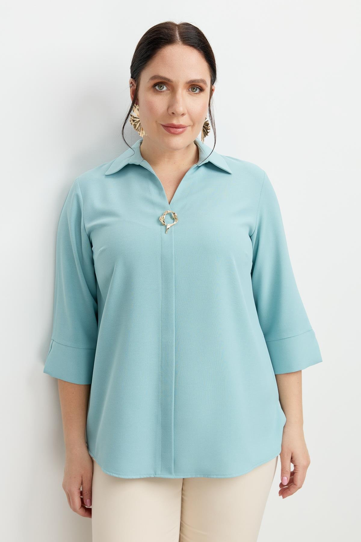 Büyük Beden Broş Detaylı Gömlek-MINT