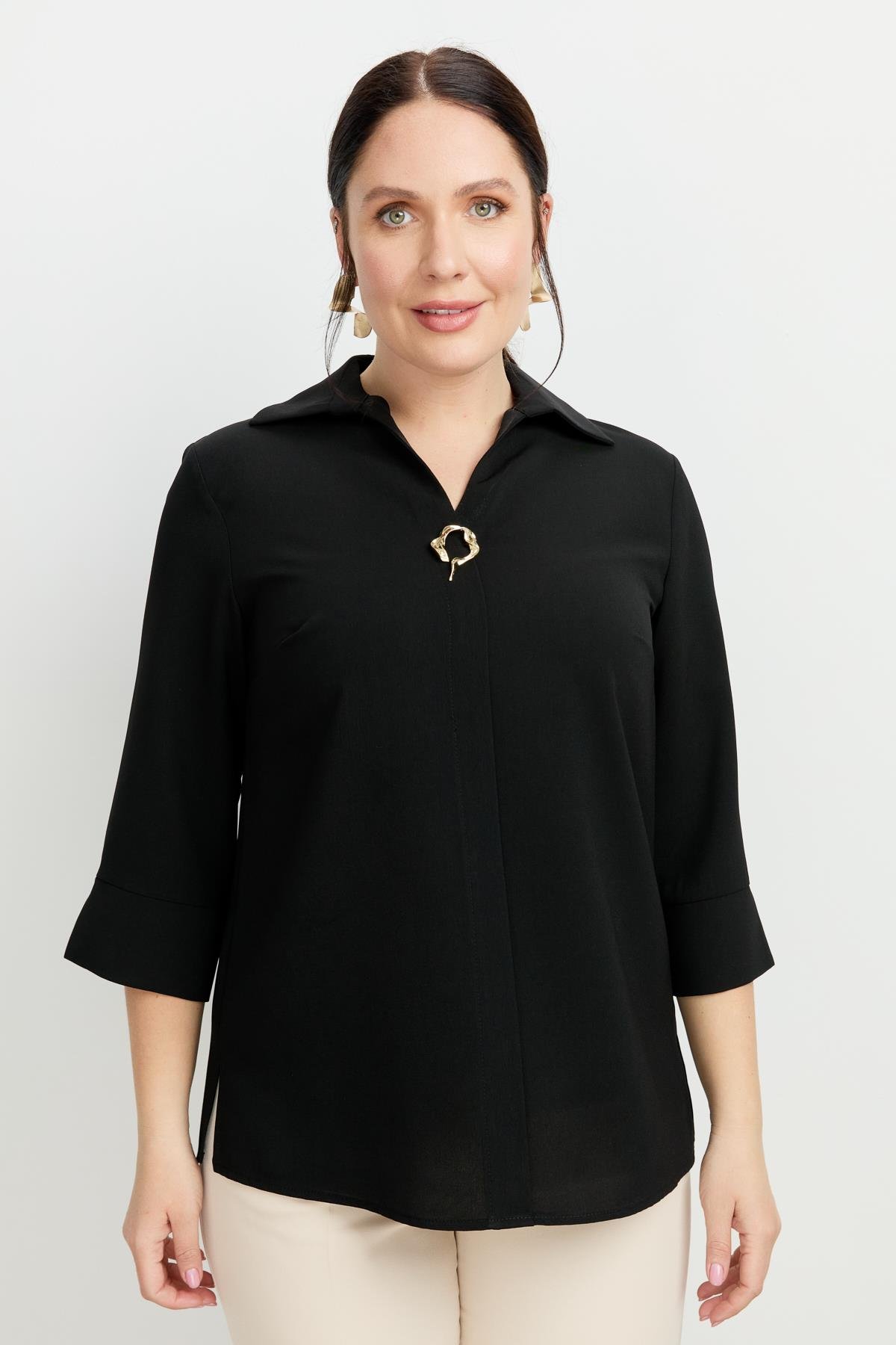 Büyük Beden Broş Detaylı Gömlek-SİYAH