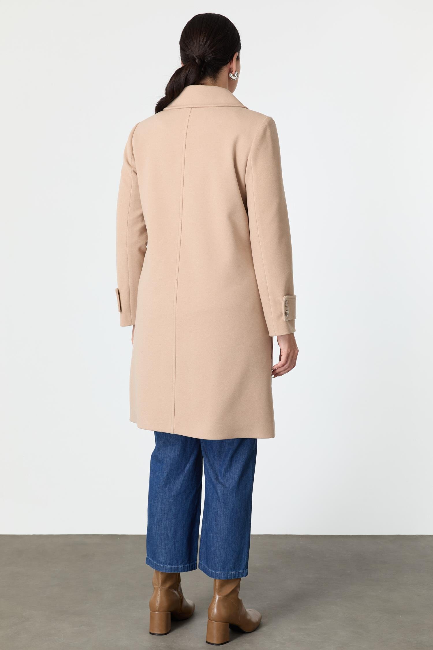 Büyük Beden Cep Detaylı Kaban-BEJ