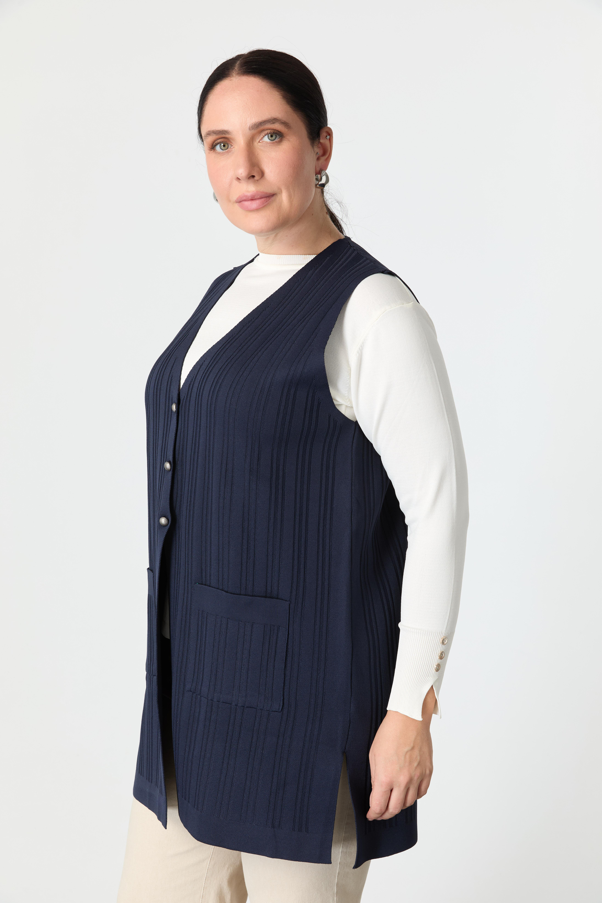 Büyük Beden Cepli Triko Yelek-LACI