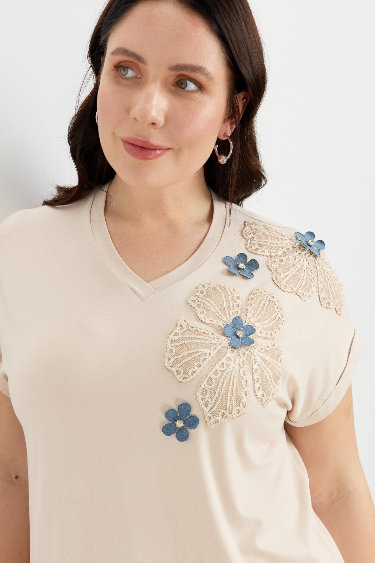 Büyük Beden Çiçek Baskı Penye Bluz-BEJ