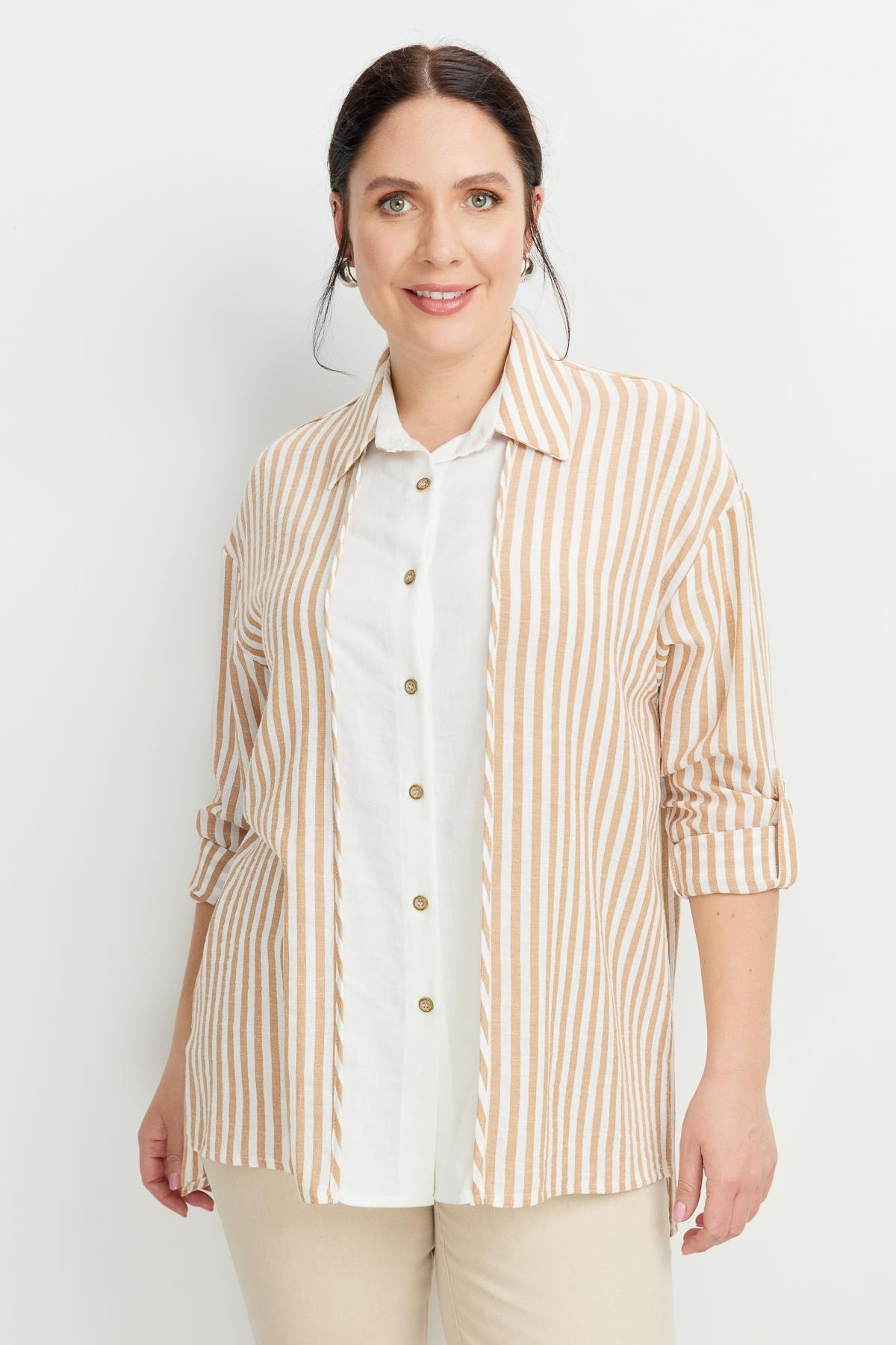 Büyük Beden Çizgi Detaylı Gömlek-CAMEL