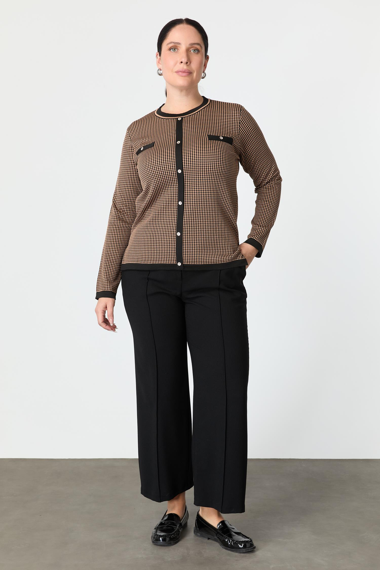 Büyük Beden Desenli Triko Kazak-SİYAH/VİZON