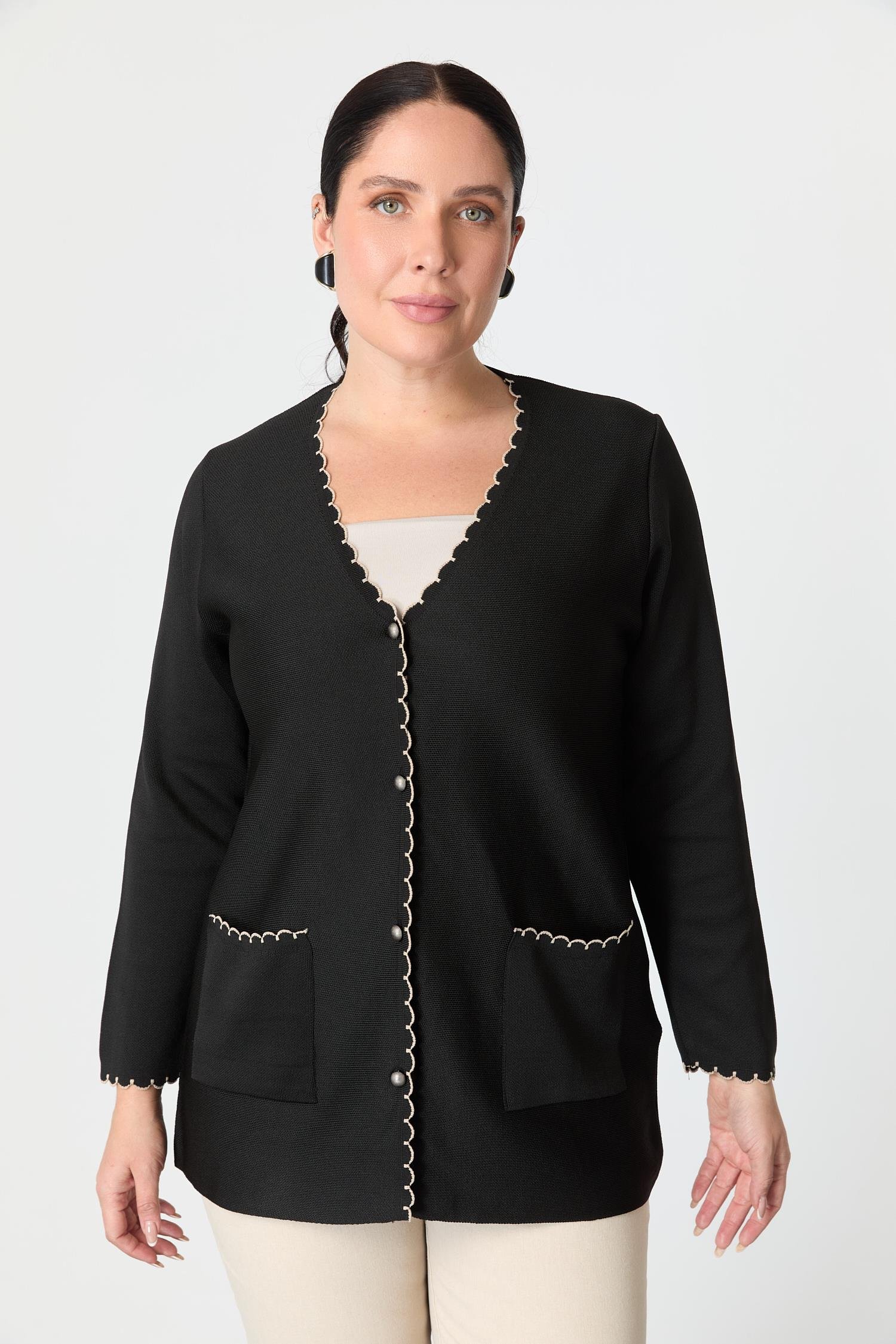 Büyük Beden Düğme Detay Triko Hırka-SİYAH