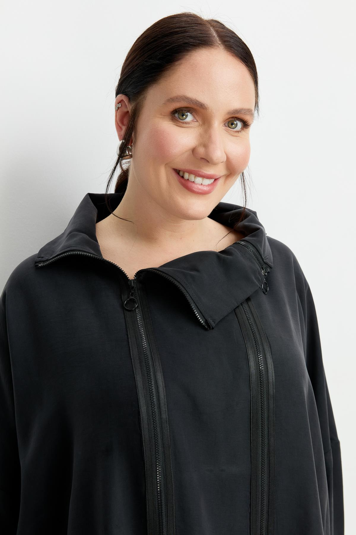 Büyük Beden Fermuar Detaylı Bluz-SİYAH