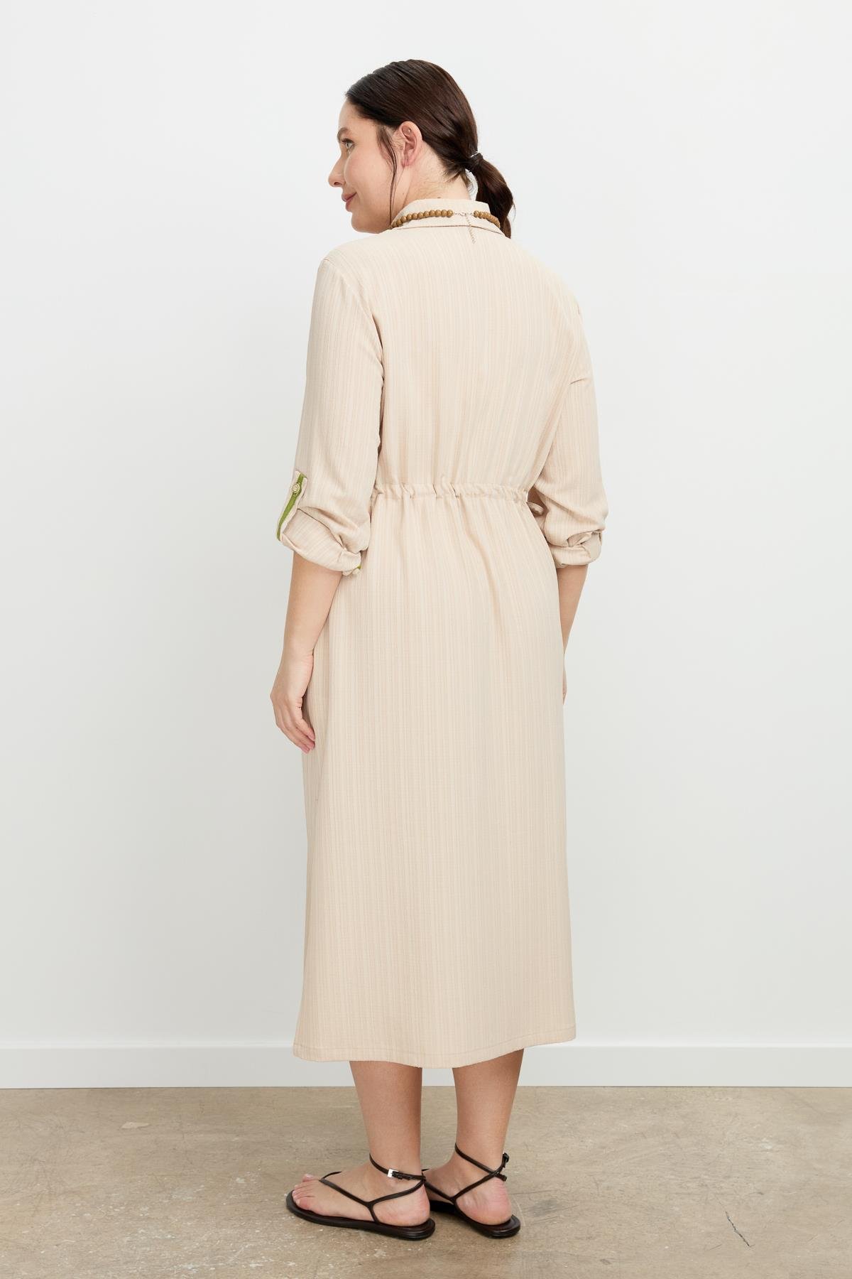 Büyük Beden İplikli Uzun Elbise-BEJ