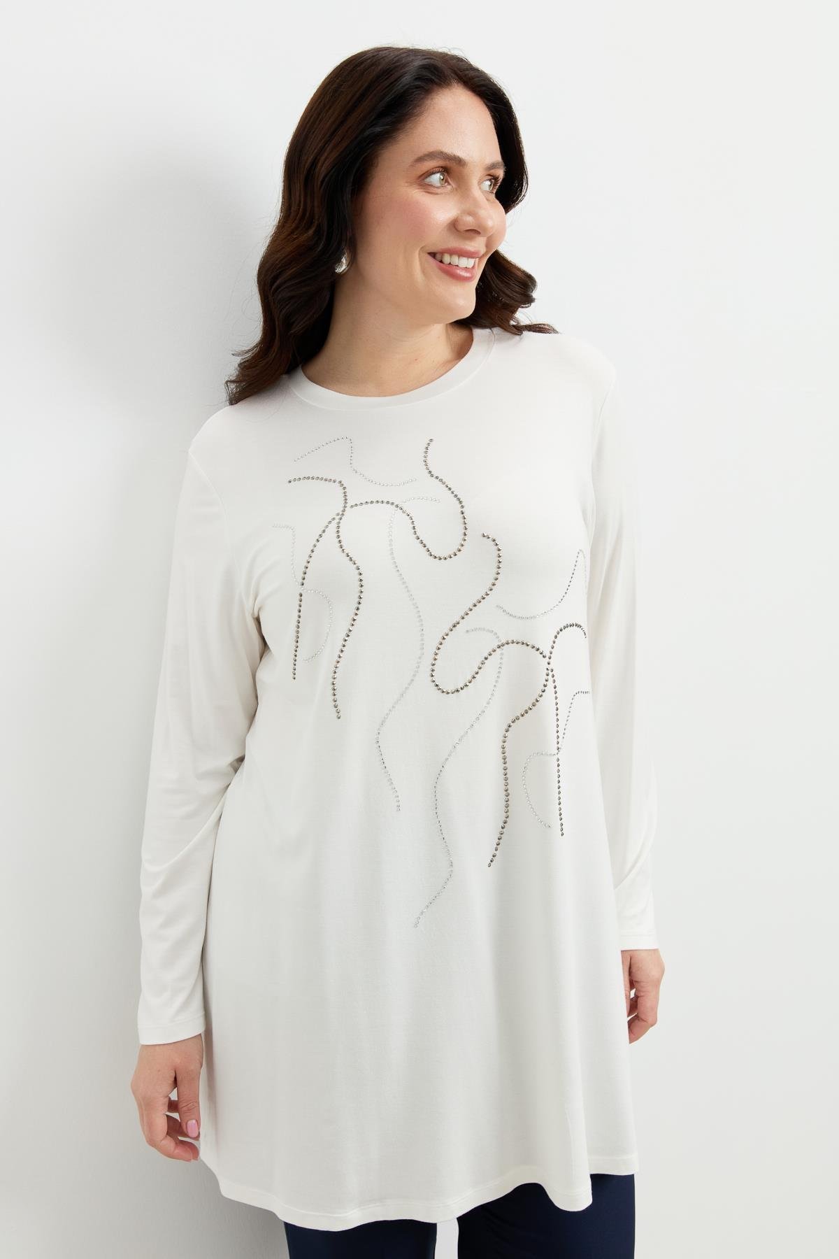 Büyük Beden Taş Detaylı Bluz-KEMIK