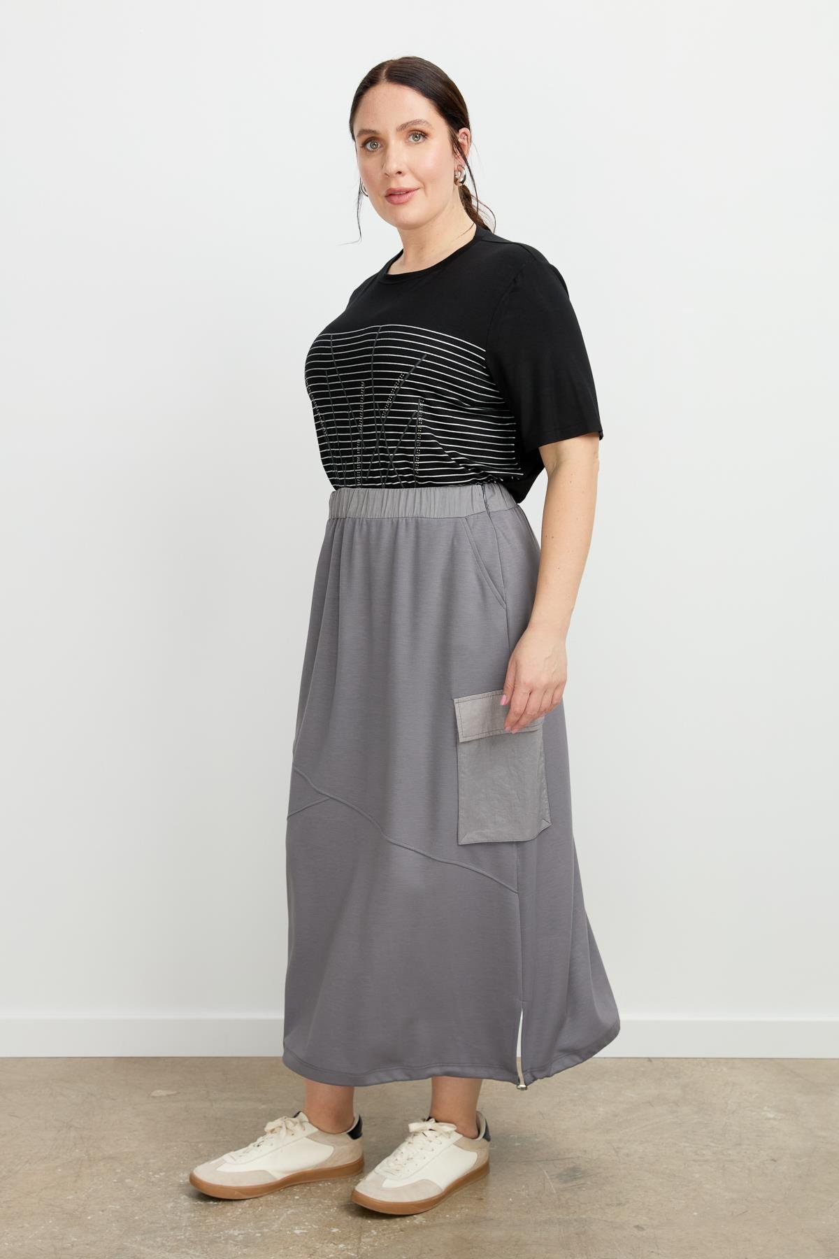 Büyük Beden Ucu Büzgülü Uzun Etek-K.GRİ
