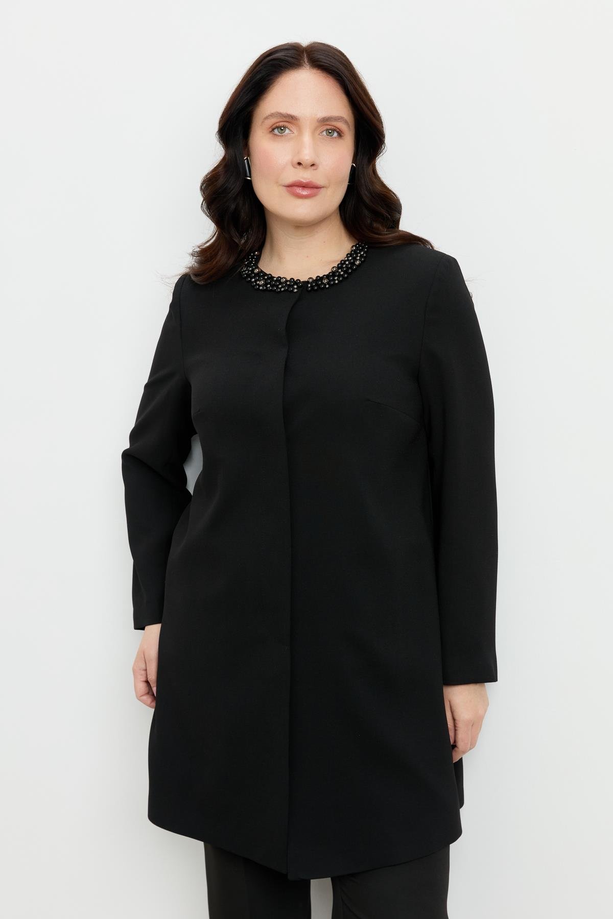 Büyük Beden Yaka Detaylı Ceket-SİYAH