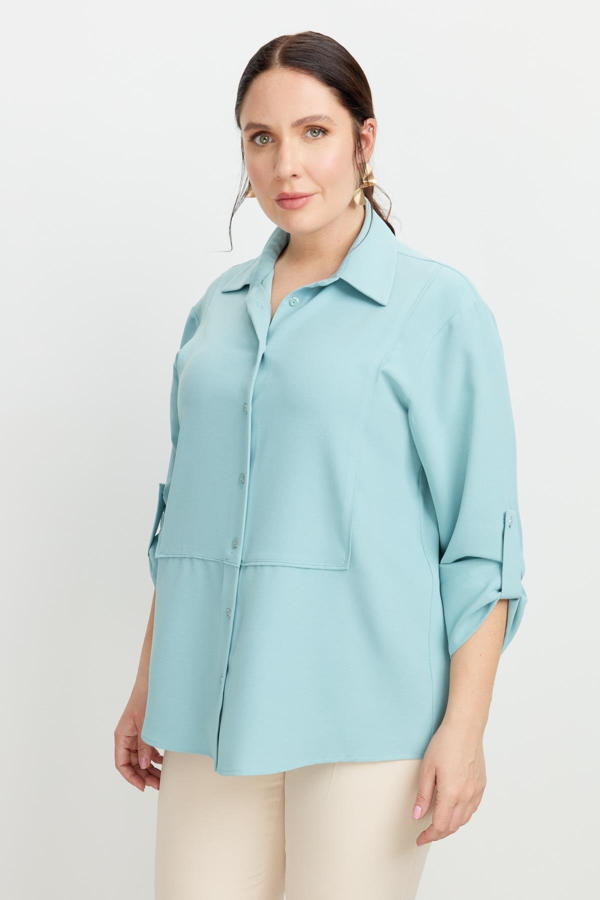 Büyük Beden Yakası Broşlu Gömlek-MINT