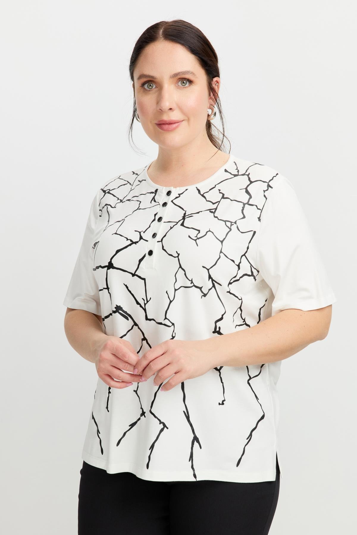 Büyük Beden Yakası Düğmeli Bluz-KEMIK