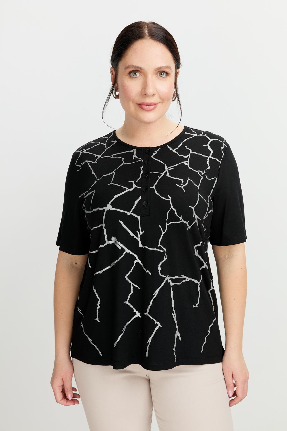 Büyük Beden Yakası Düğmeli Bluz-SİYAH