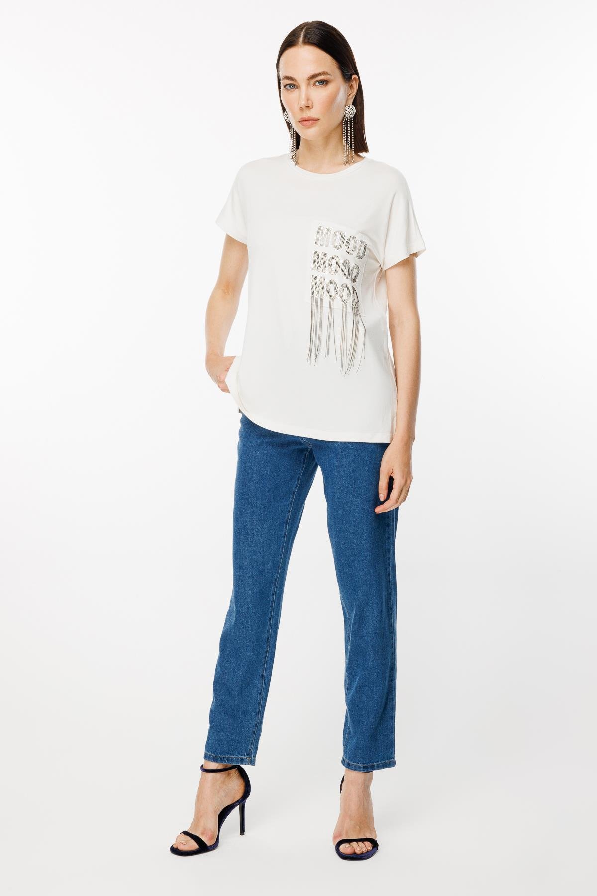 Cebi Baskı Taş ve Zincir Detaylı Tişört - KEMIK