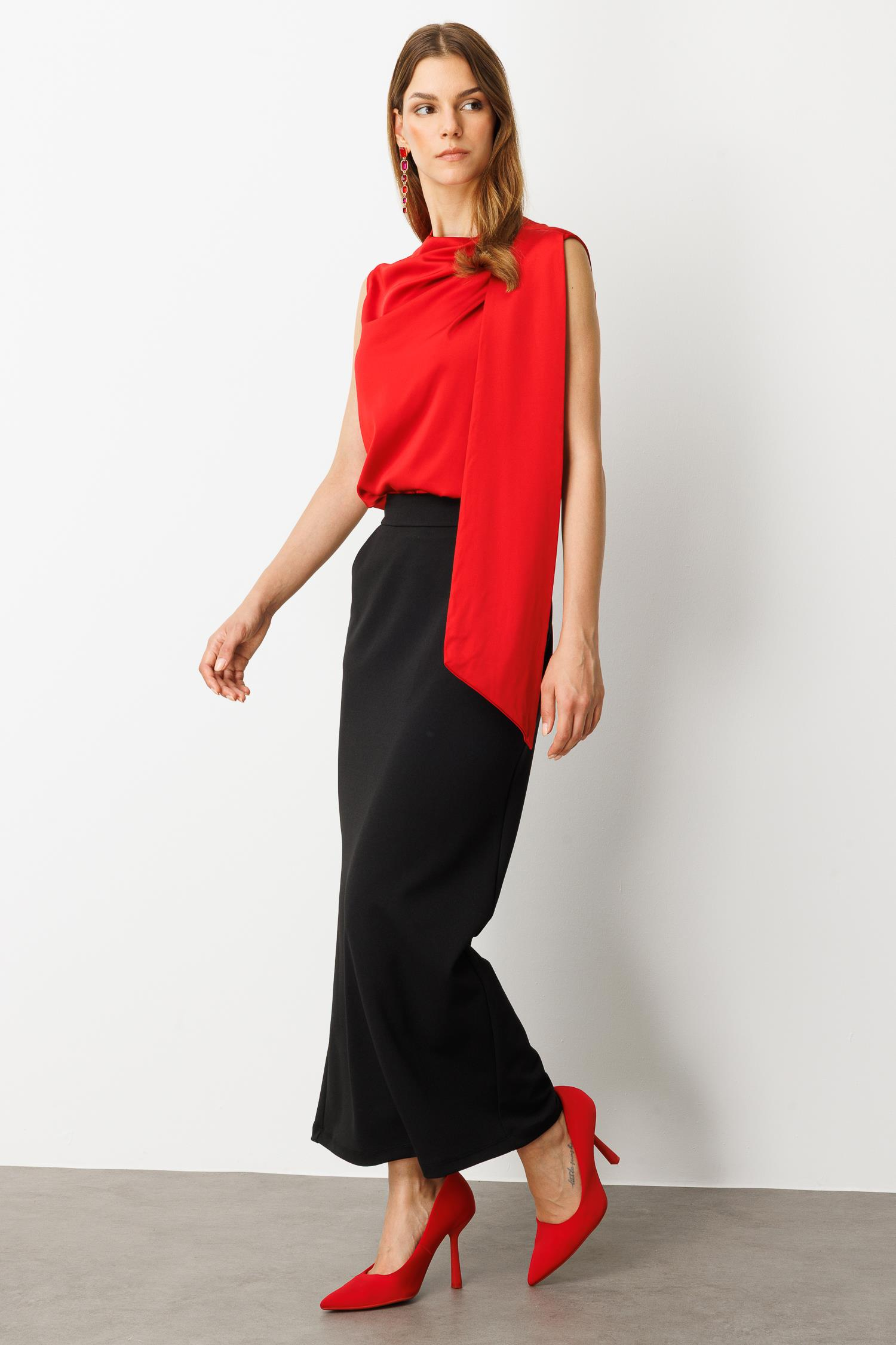 Cep Detay Lastikli Krep Etek-SİYAH