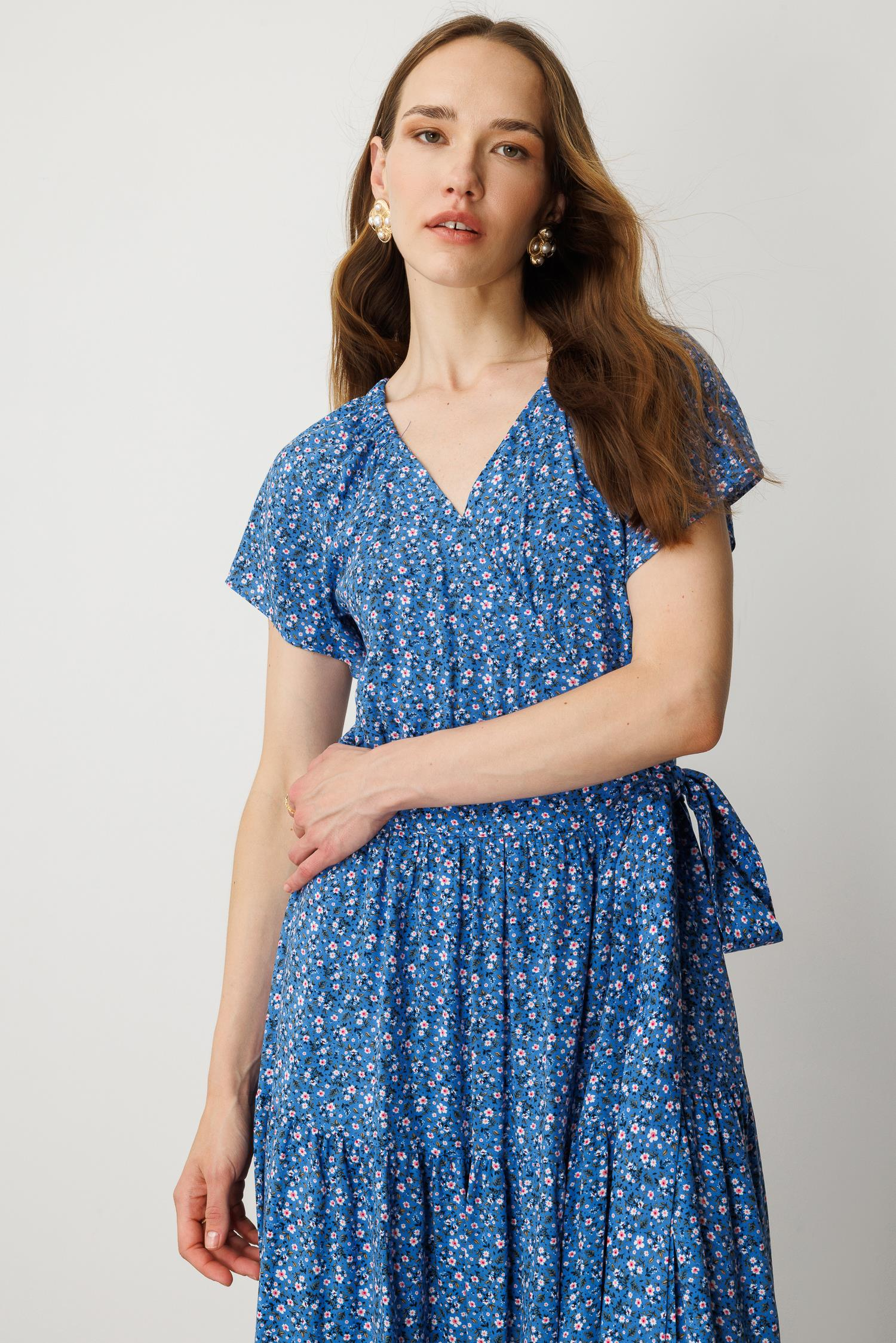 Çiçek Desenli Kruvaze Yaka Uzun Elbise-MAVİ