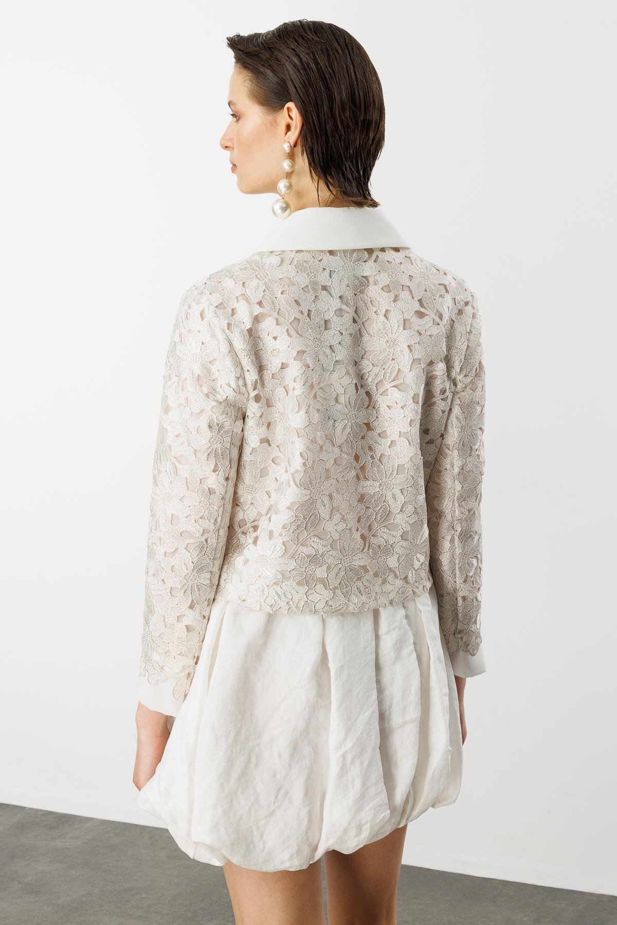 Dantel Detay Kısa Ceket-KEMIK