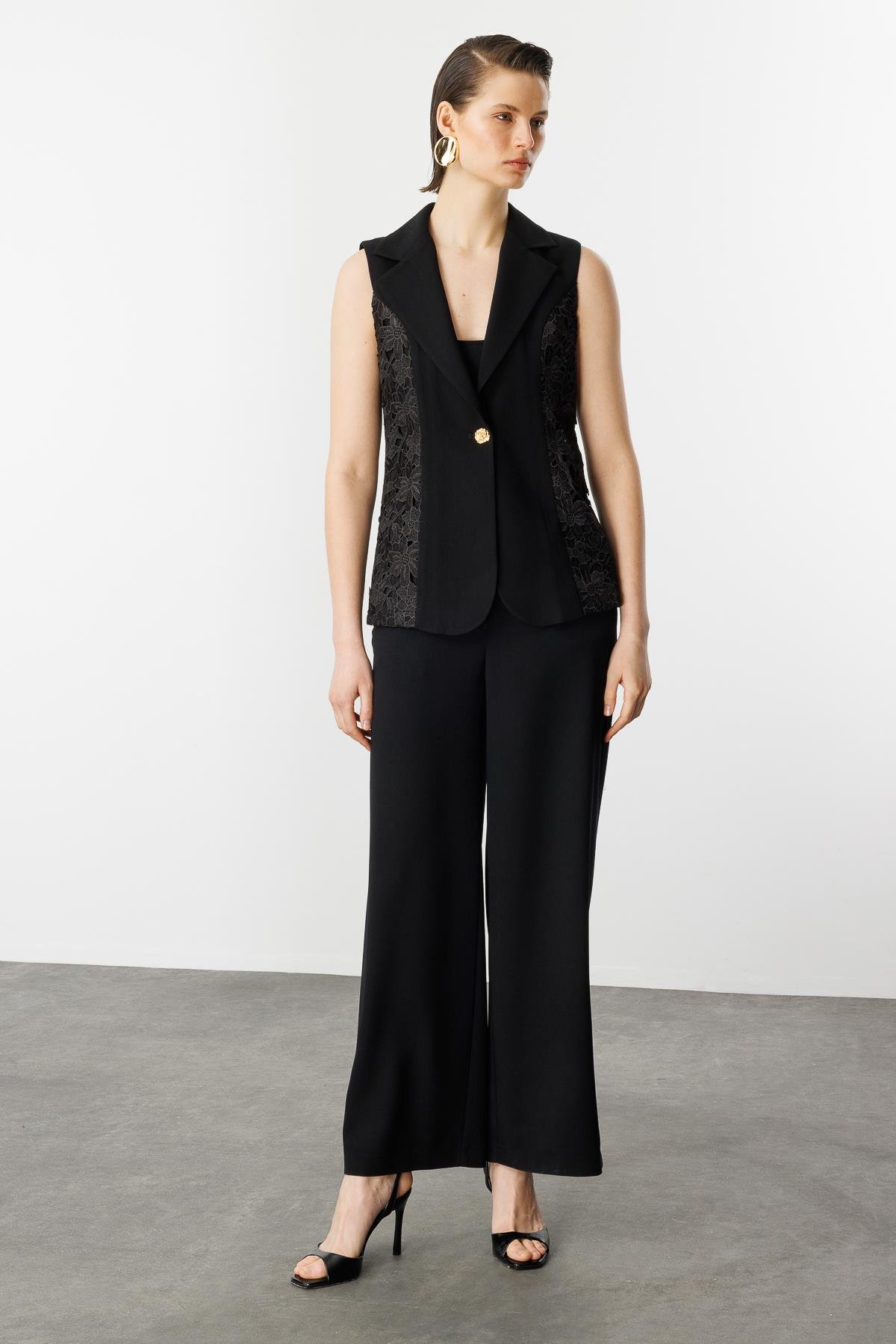 Dantel Detay Yelek-SİYAH