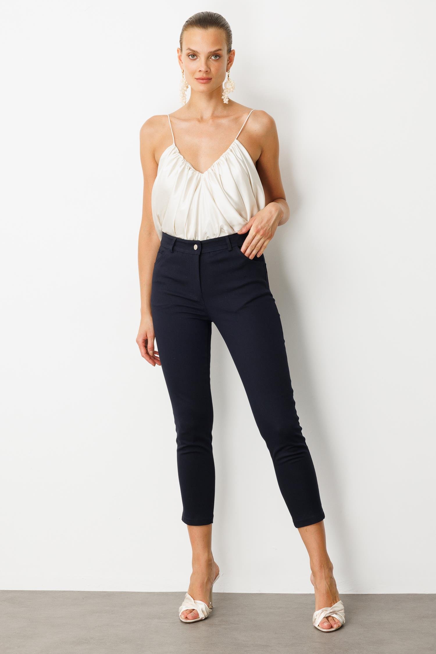 Dar Paça Pamuk Pantolon-LACI