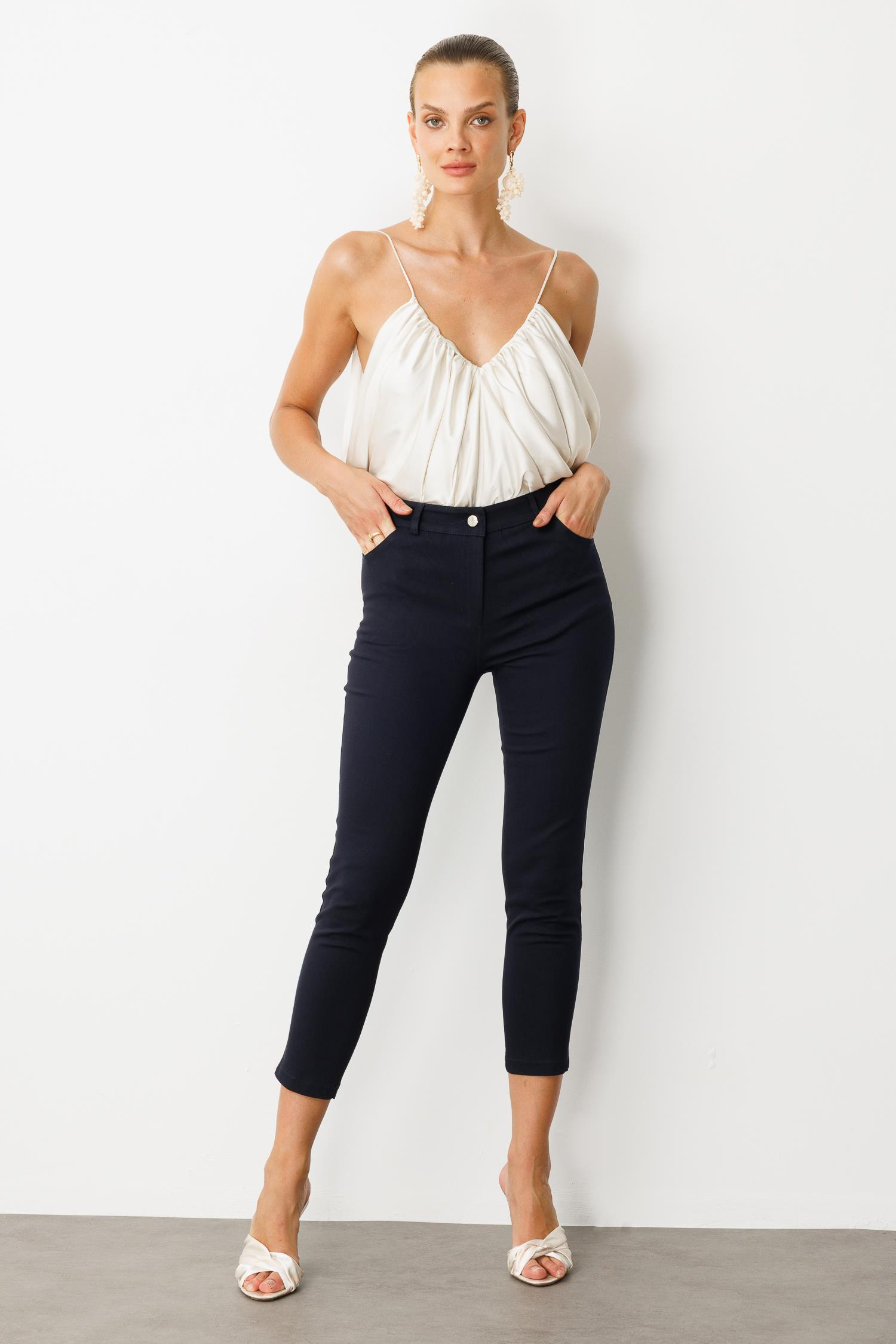 Dar Paça Pamuk Pantolon-LACI