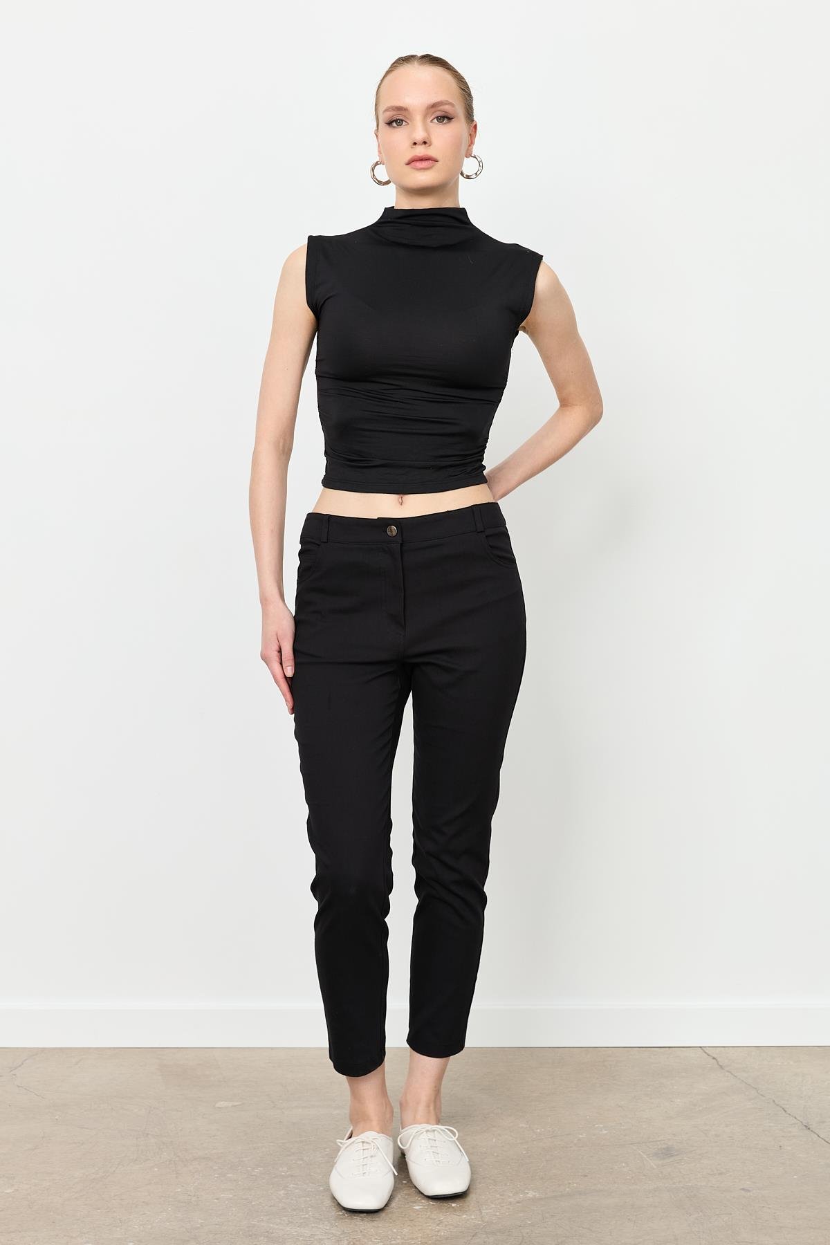 Dar Paça Pamuk Pantolon-SİYAH