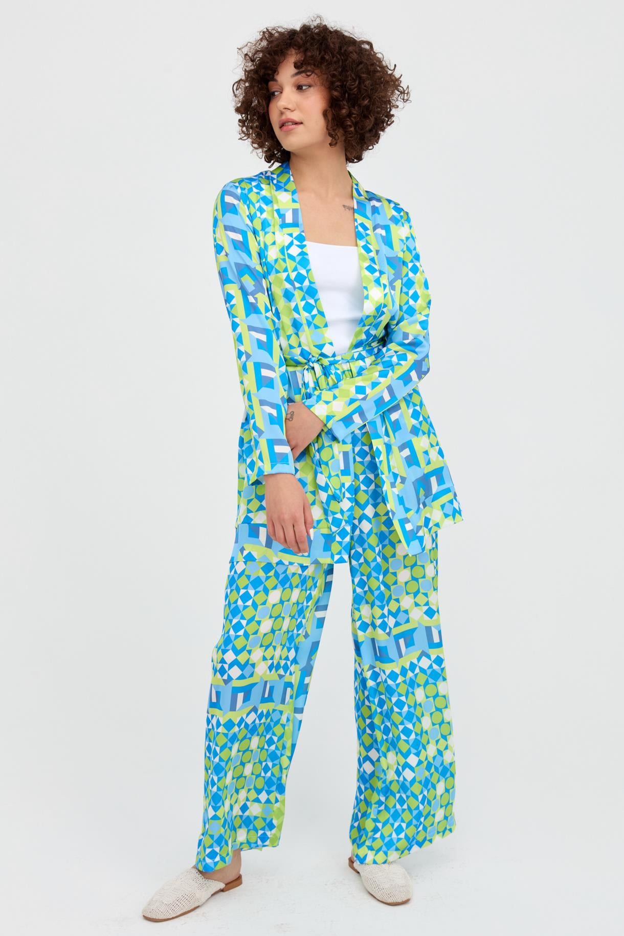 Desenli Kuşaklı Mini Saten Kimono - MAVİ