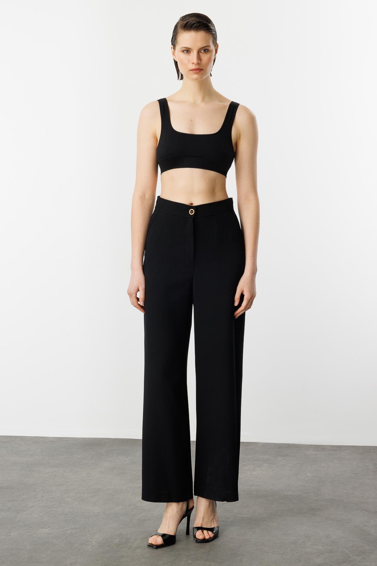 Düğme Detay Krep Pantolon-SİYAH