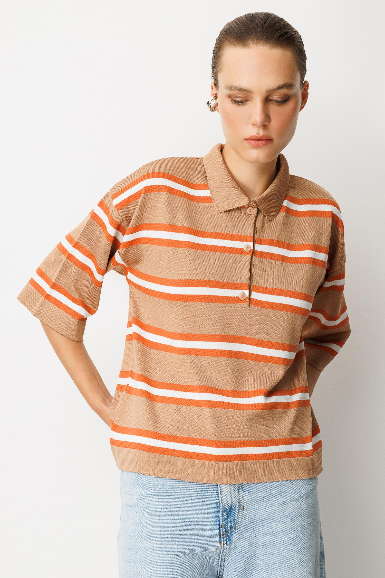 Düğme Detaylı Truvakar Kol Triko Kazak-KARAMEL