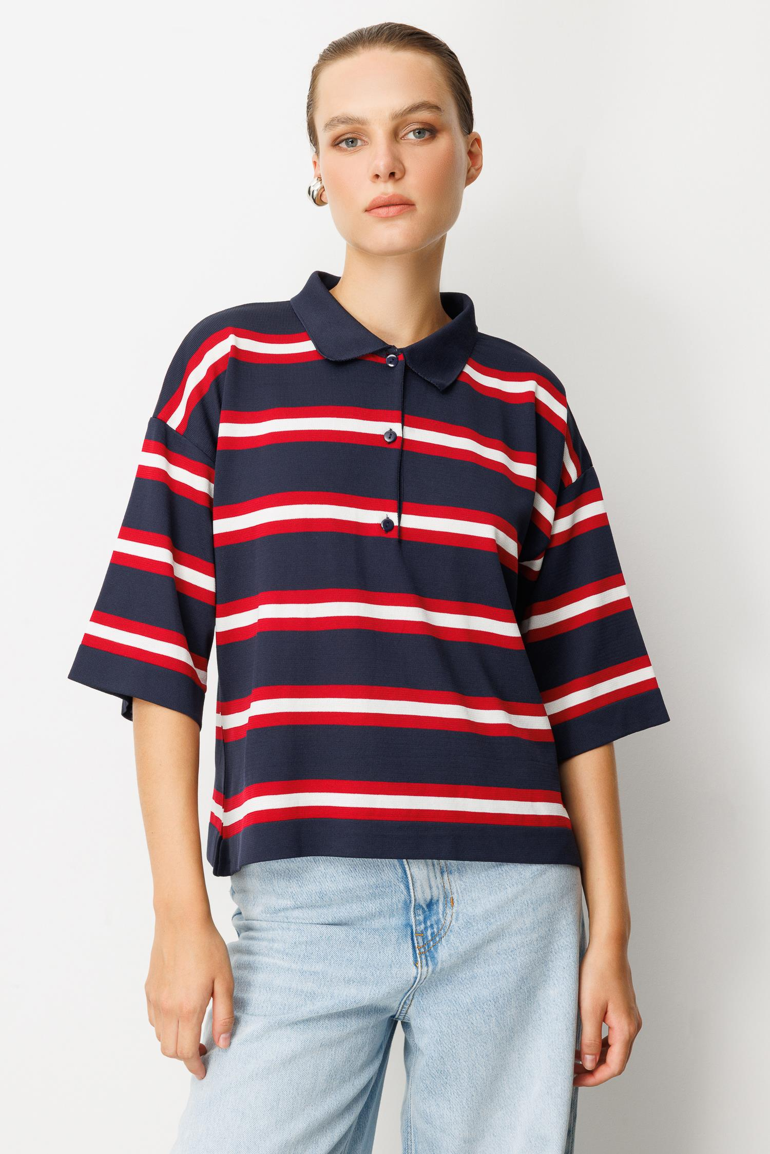 Düğme Detaylı Truvakar Kol Triko Kazak-LACI