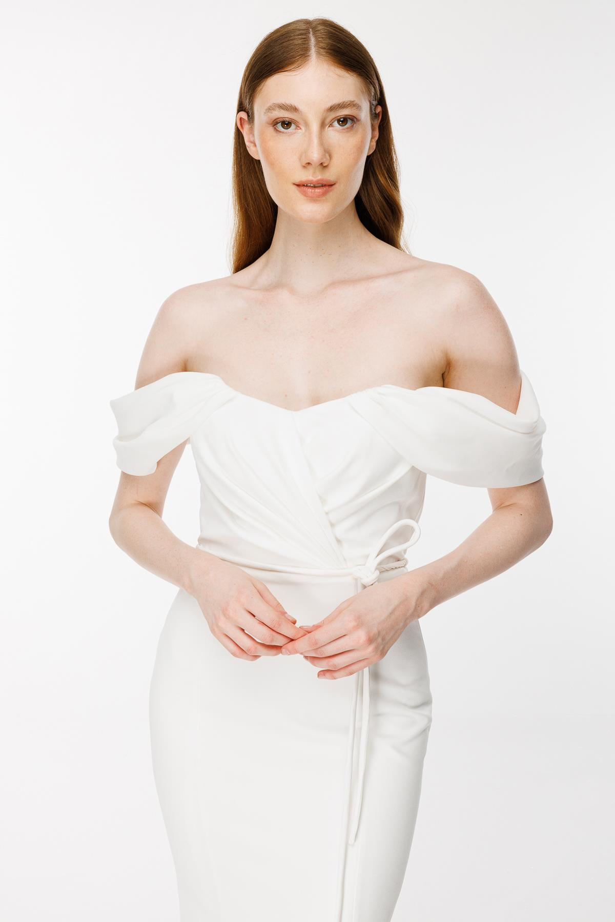 Düşük Kol Drape Detaylı Krep Abiye - EKRU