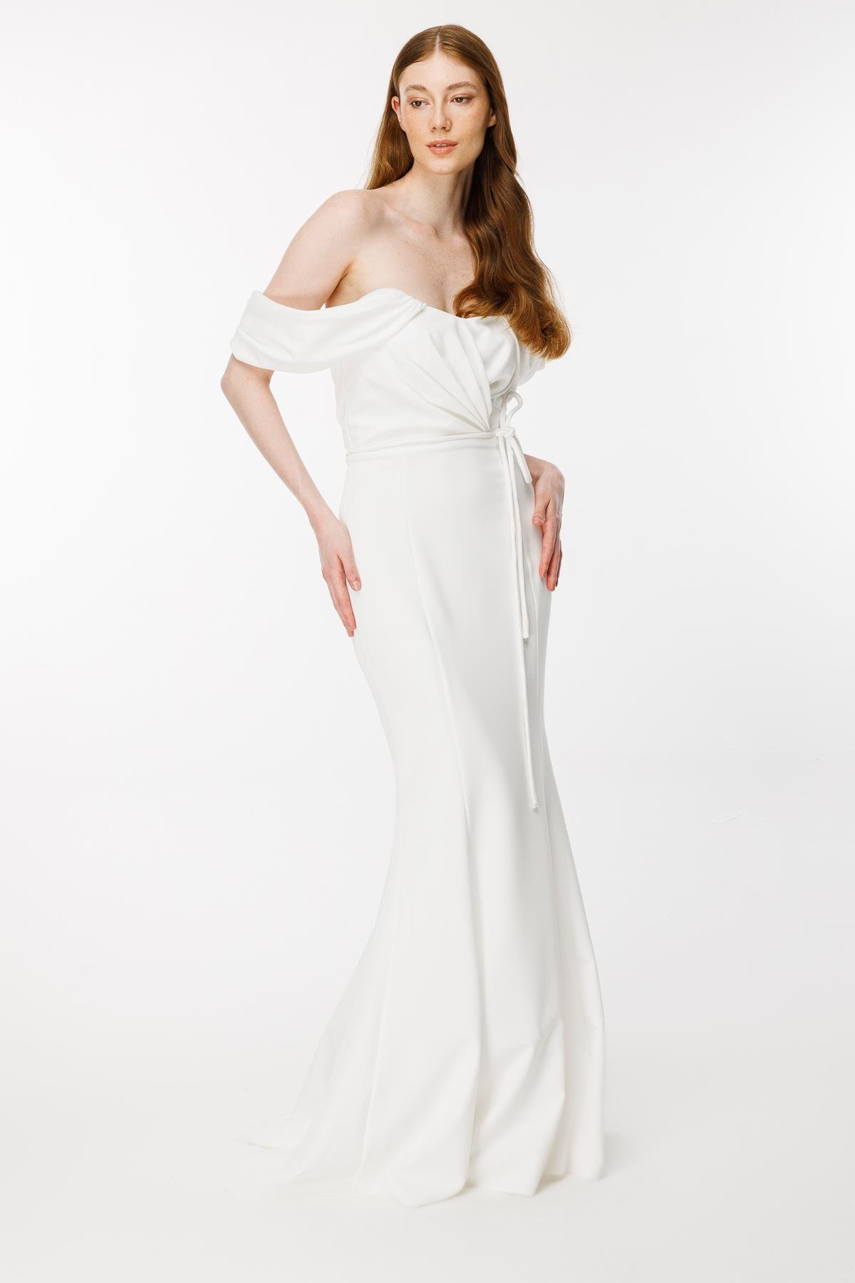 Düşük Kol Drape Detaylı Krep Abiye - EKRU